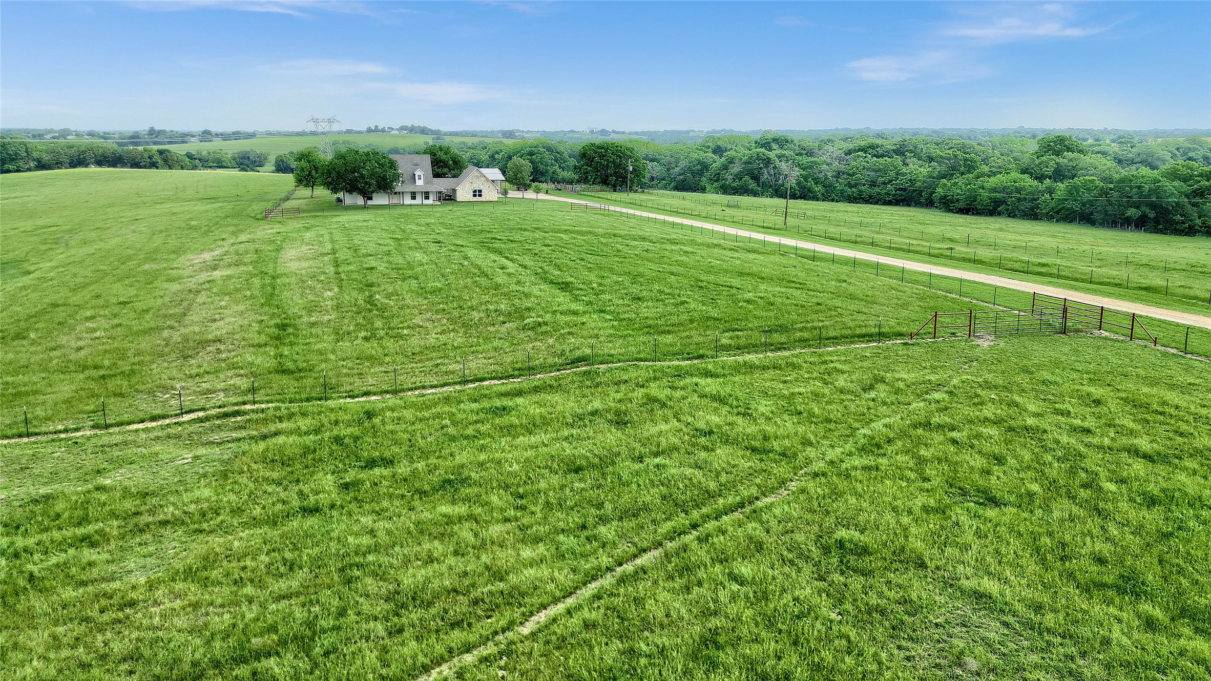 11605 Farm to Market 697