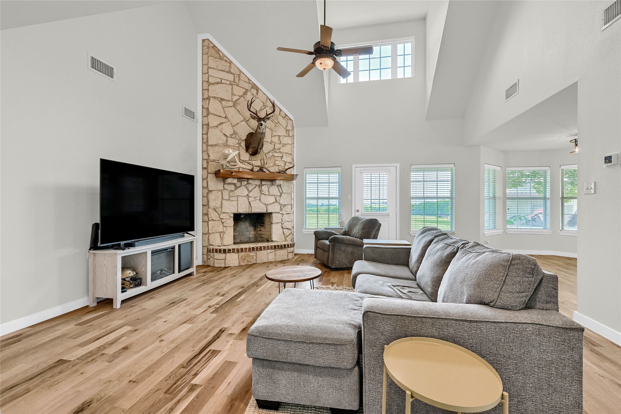 11605 Farm to Market 697