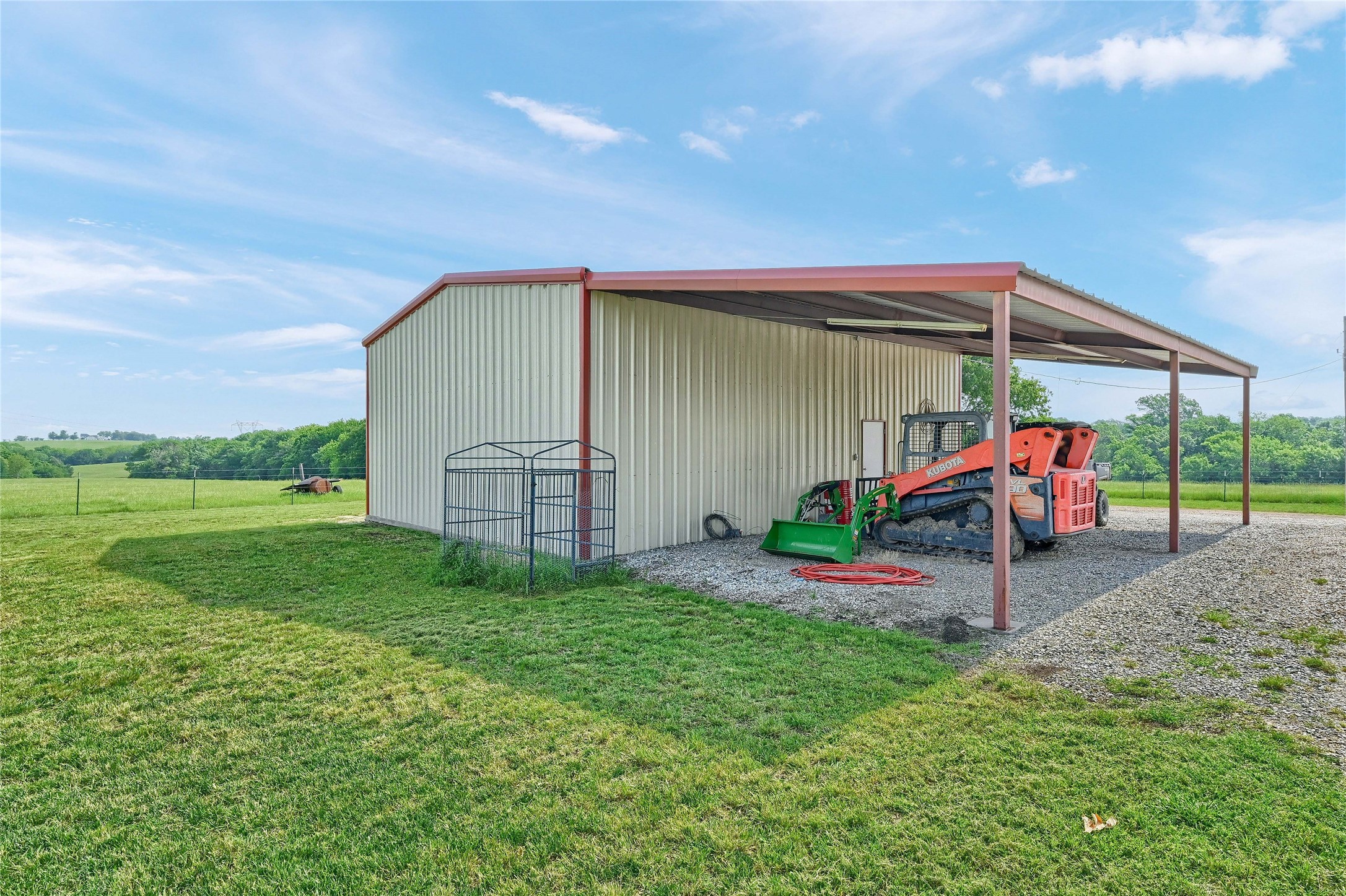 11605 Farm to Market 697