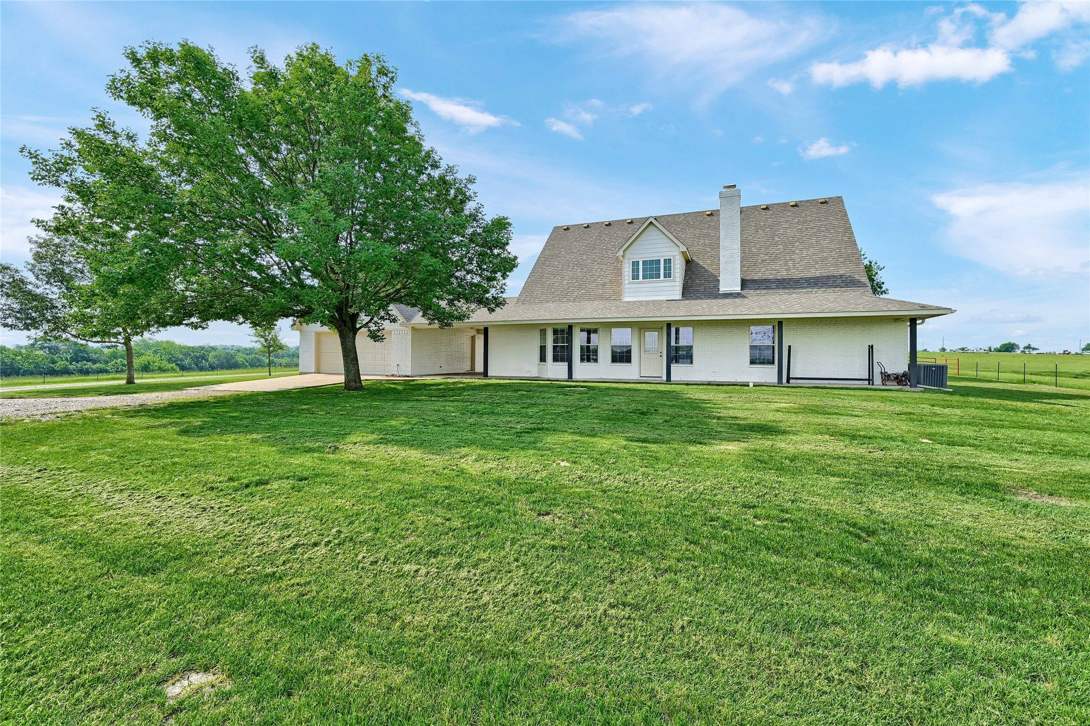 11605 Farm to Market 697