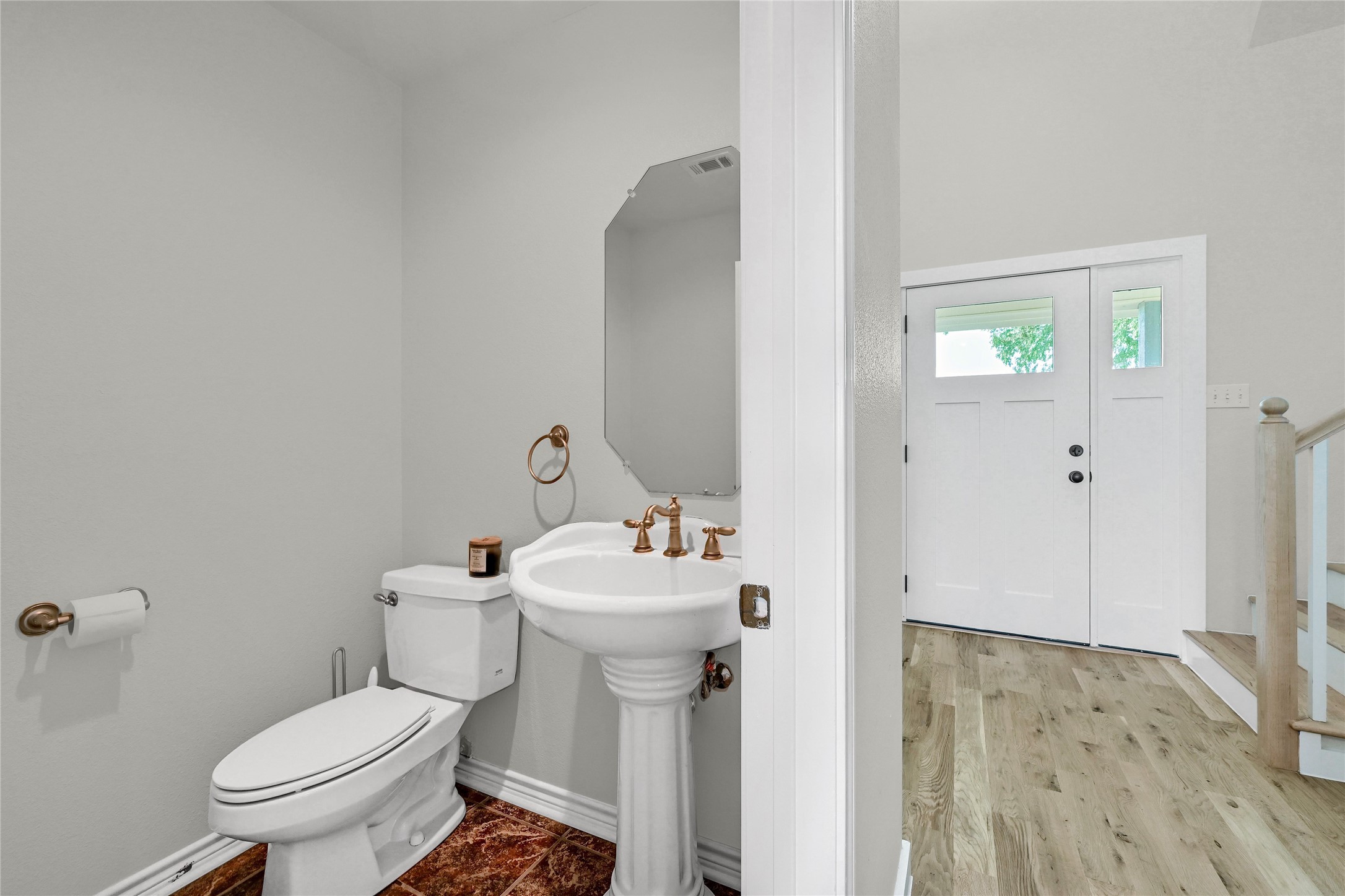 11605 Farm to Market 697