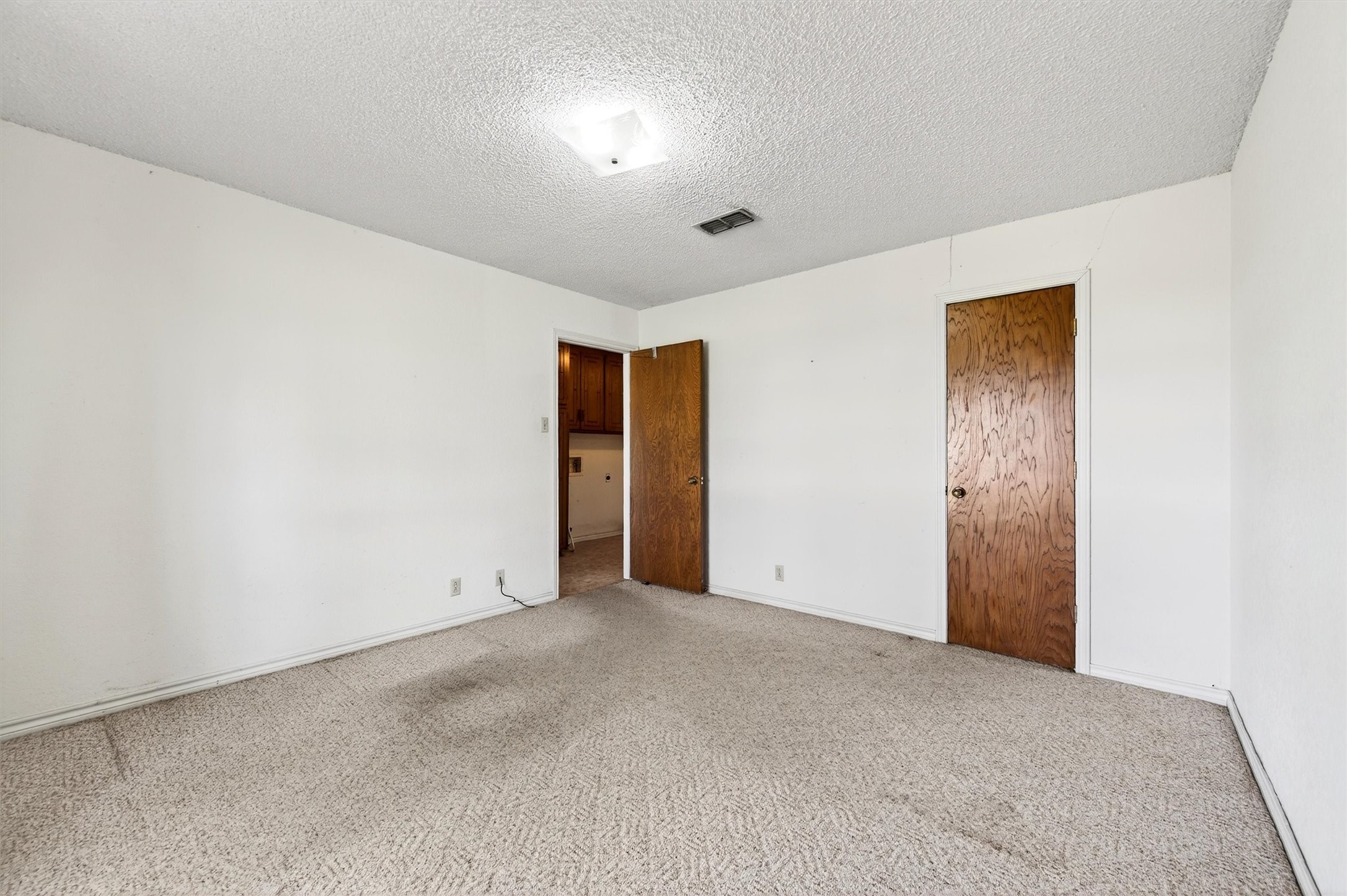 1350 Independence Springs