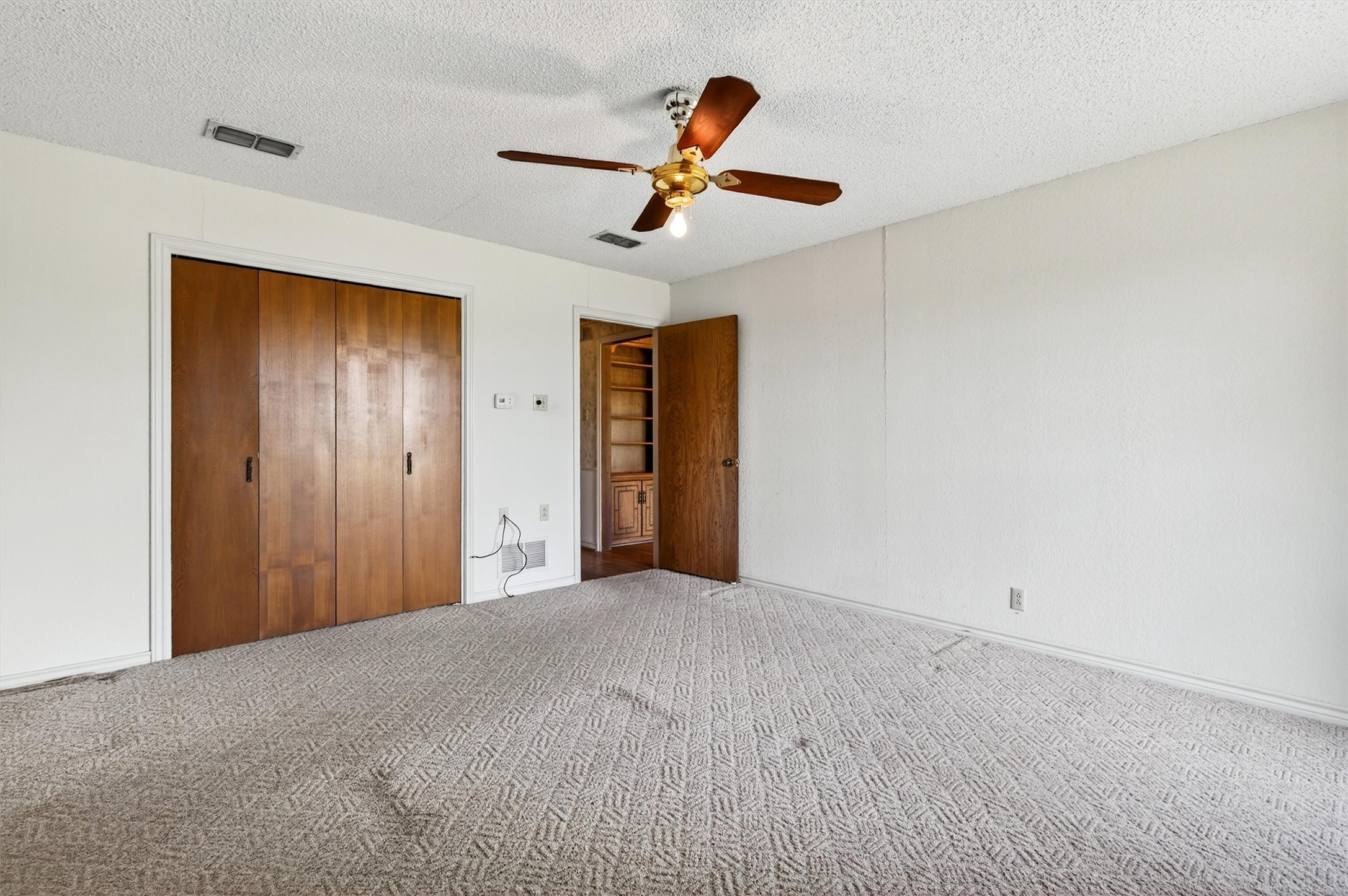 1350 Independence Springs