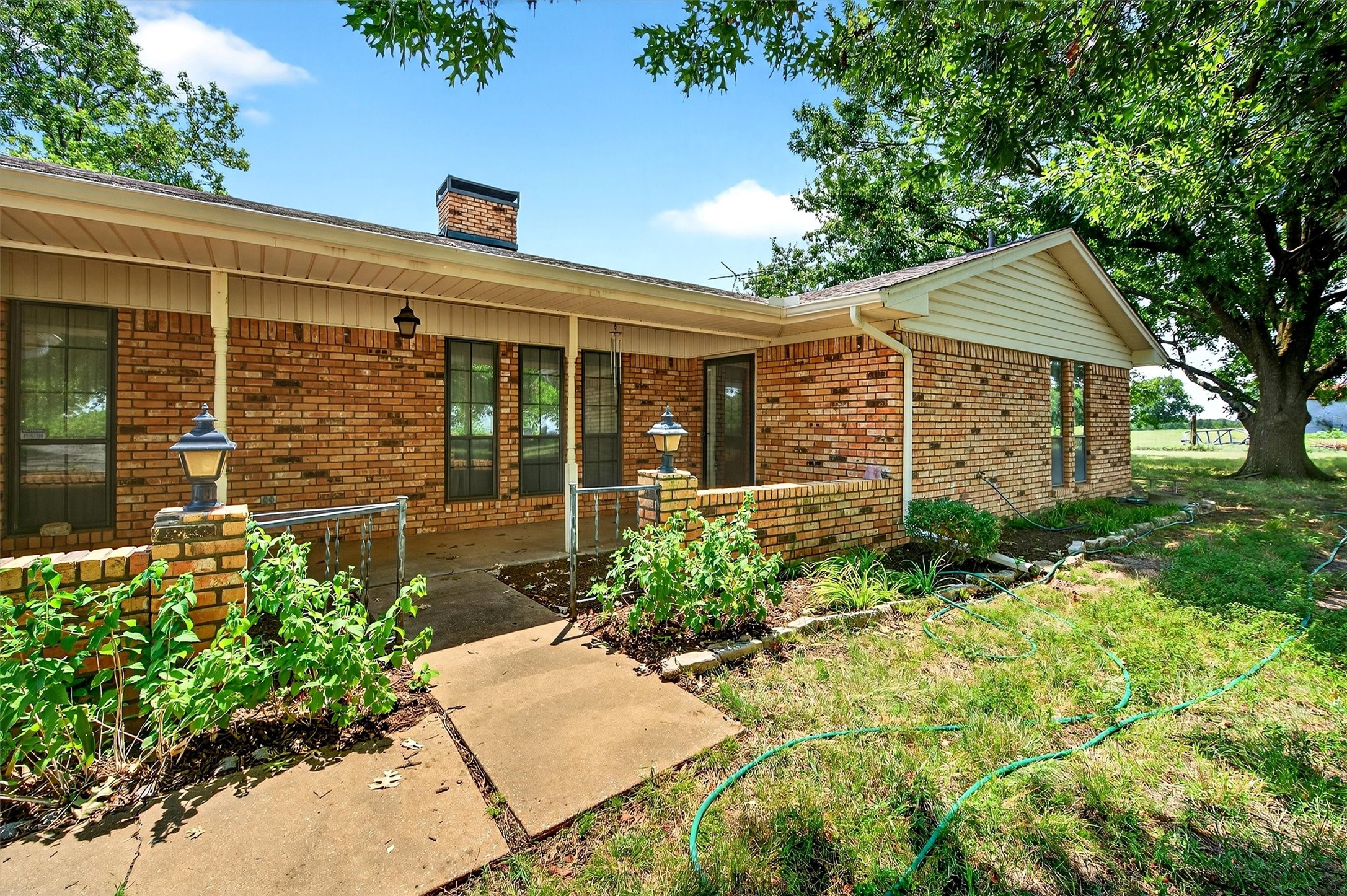 1350 Independence Springs