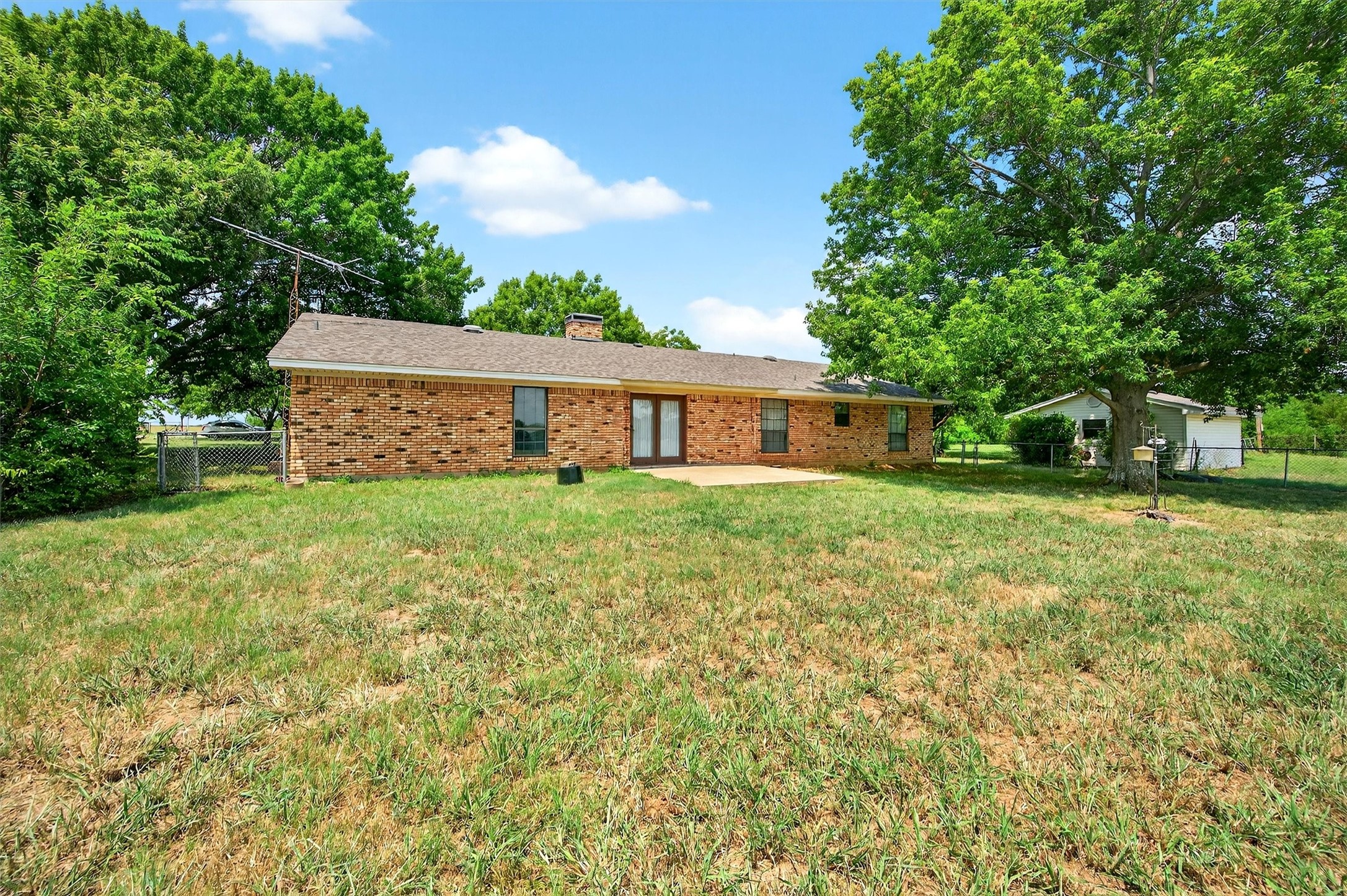 1350 Independence Springs