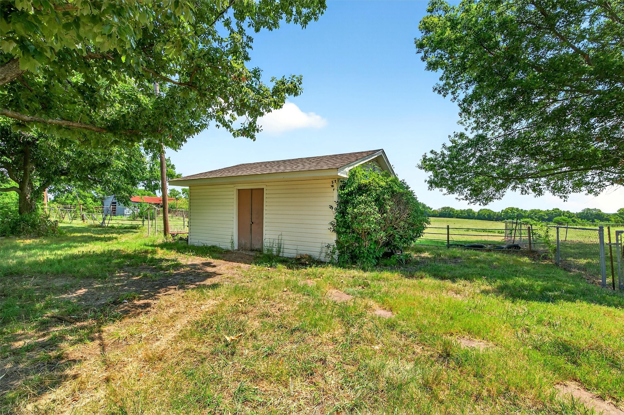 1350 Independence Springs