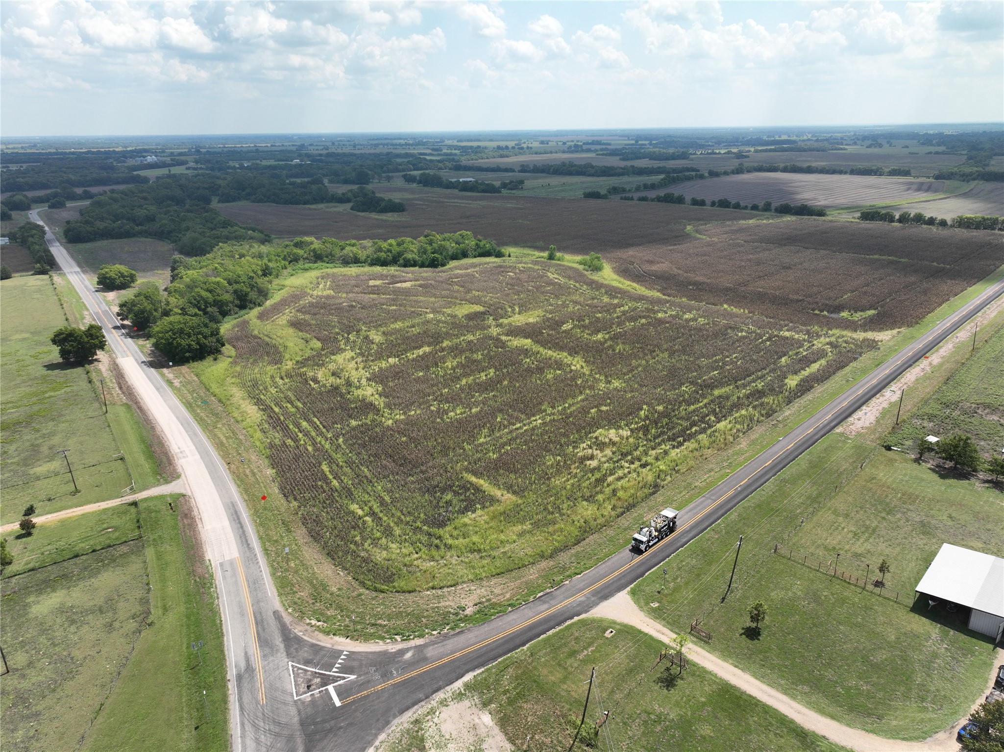 14589 Farm Road 137