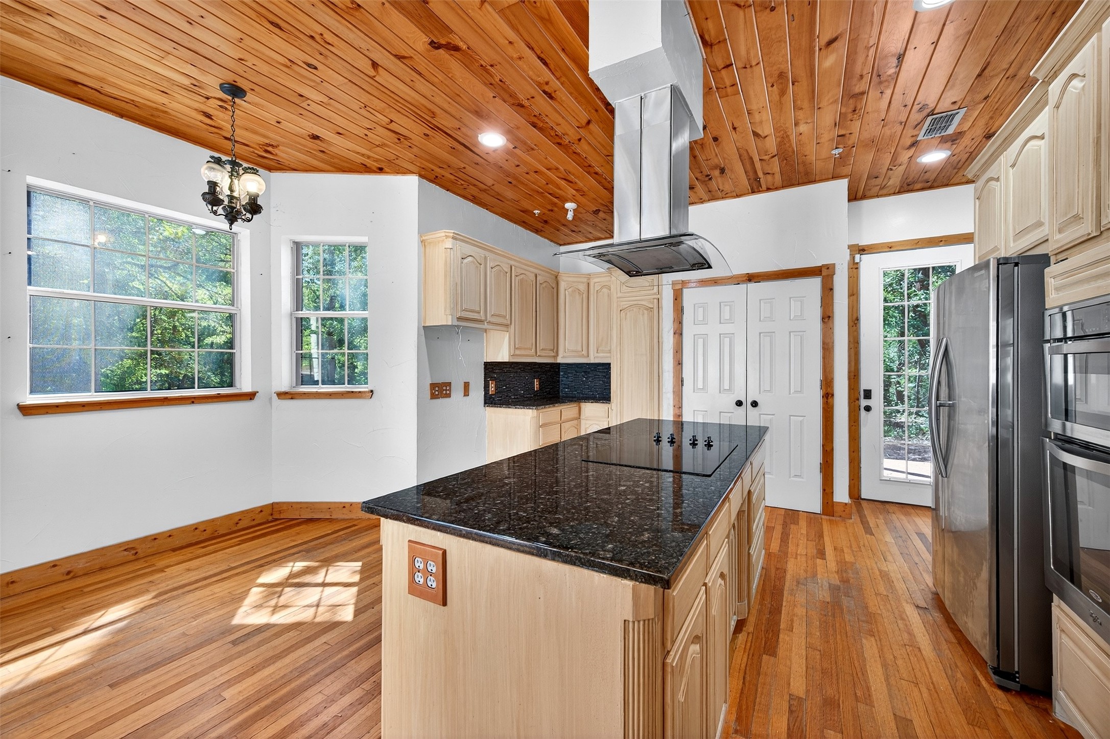 2315 County Road 3105