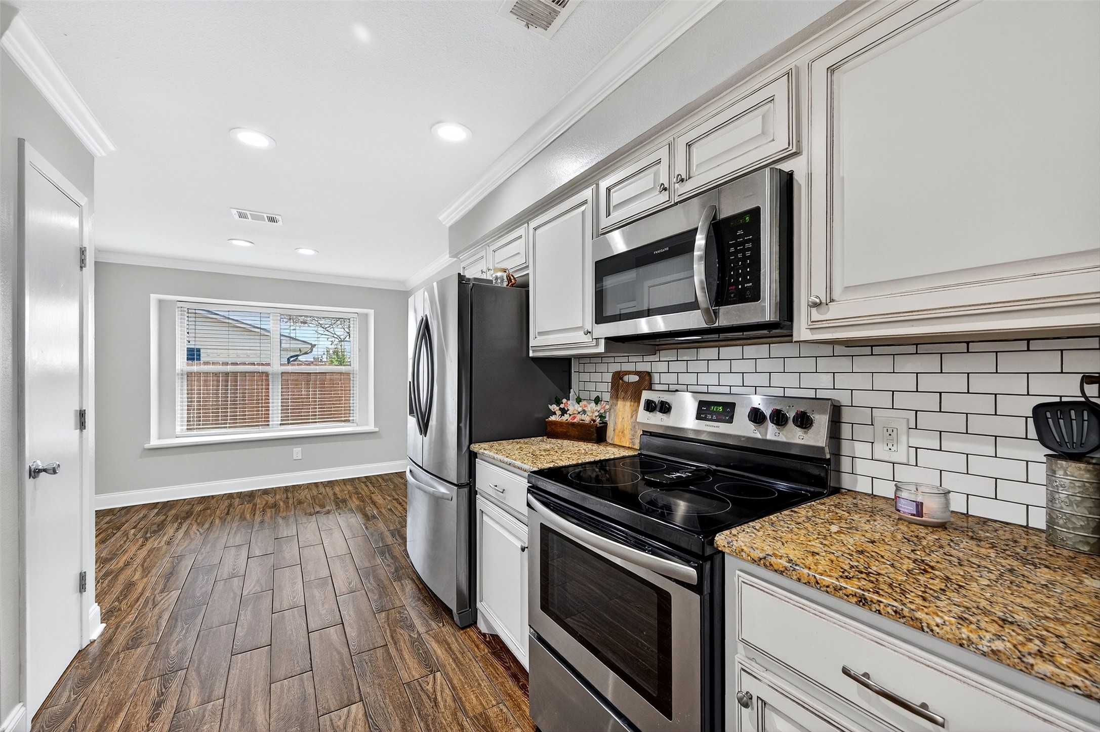 419 W Center Street