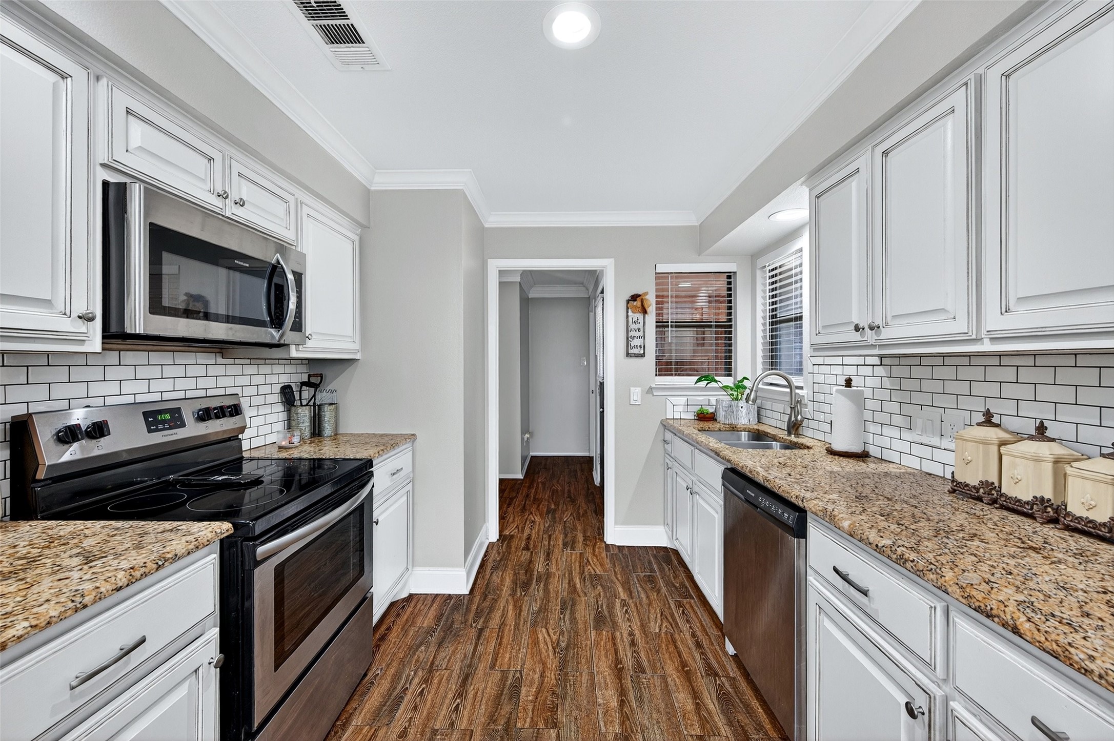 419 W Center Street