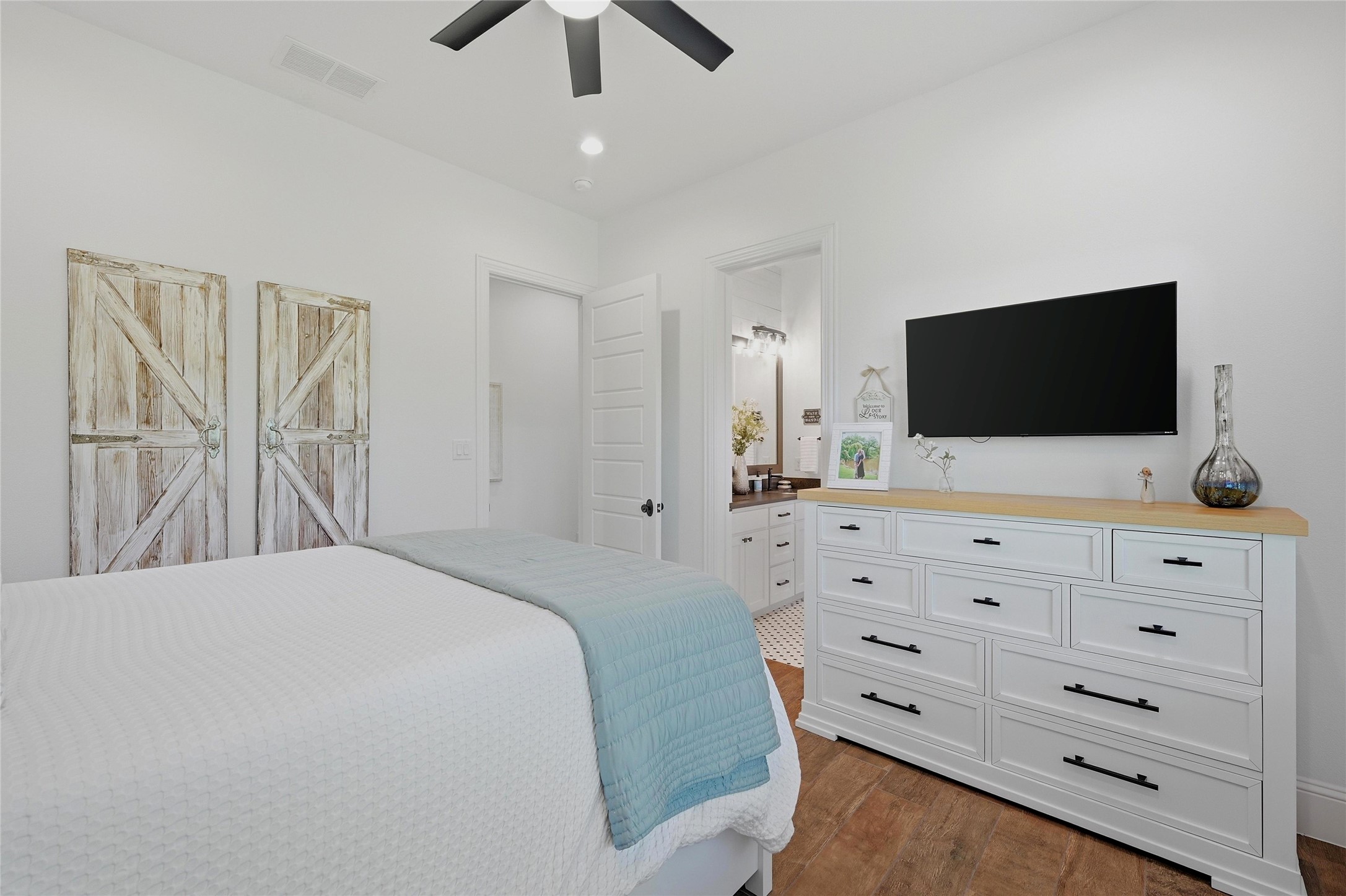 1726 County Road 1255