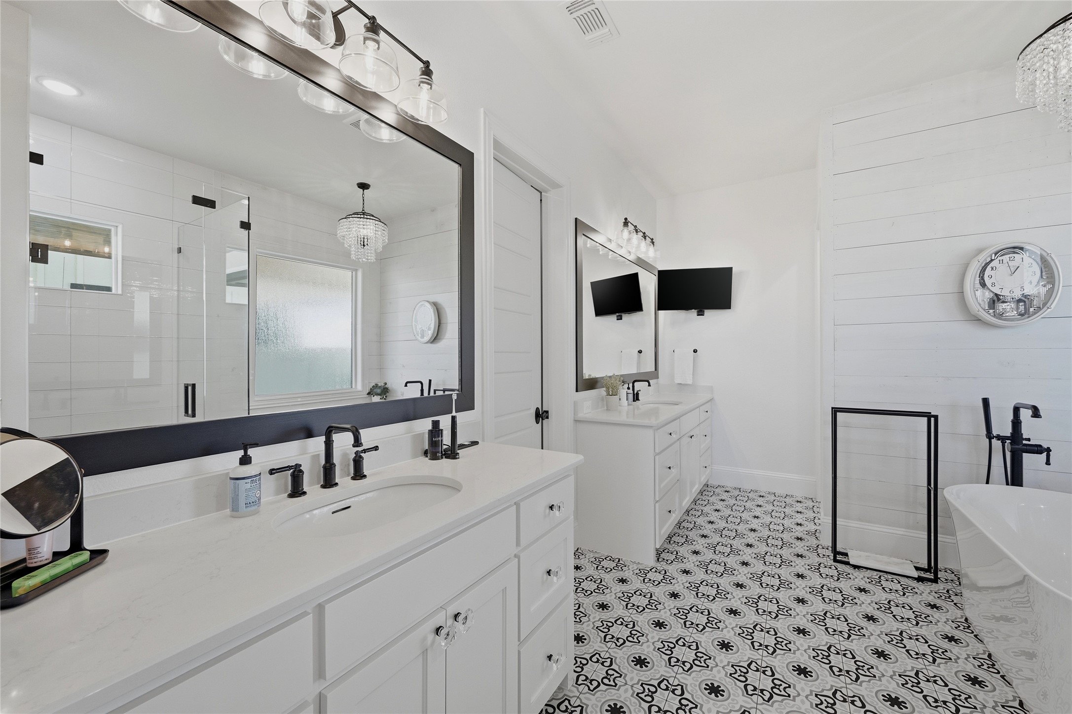 1726 County Road 1255