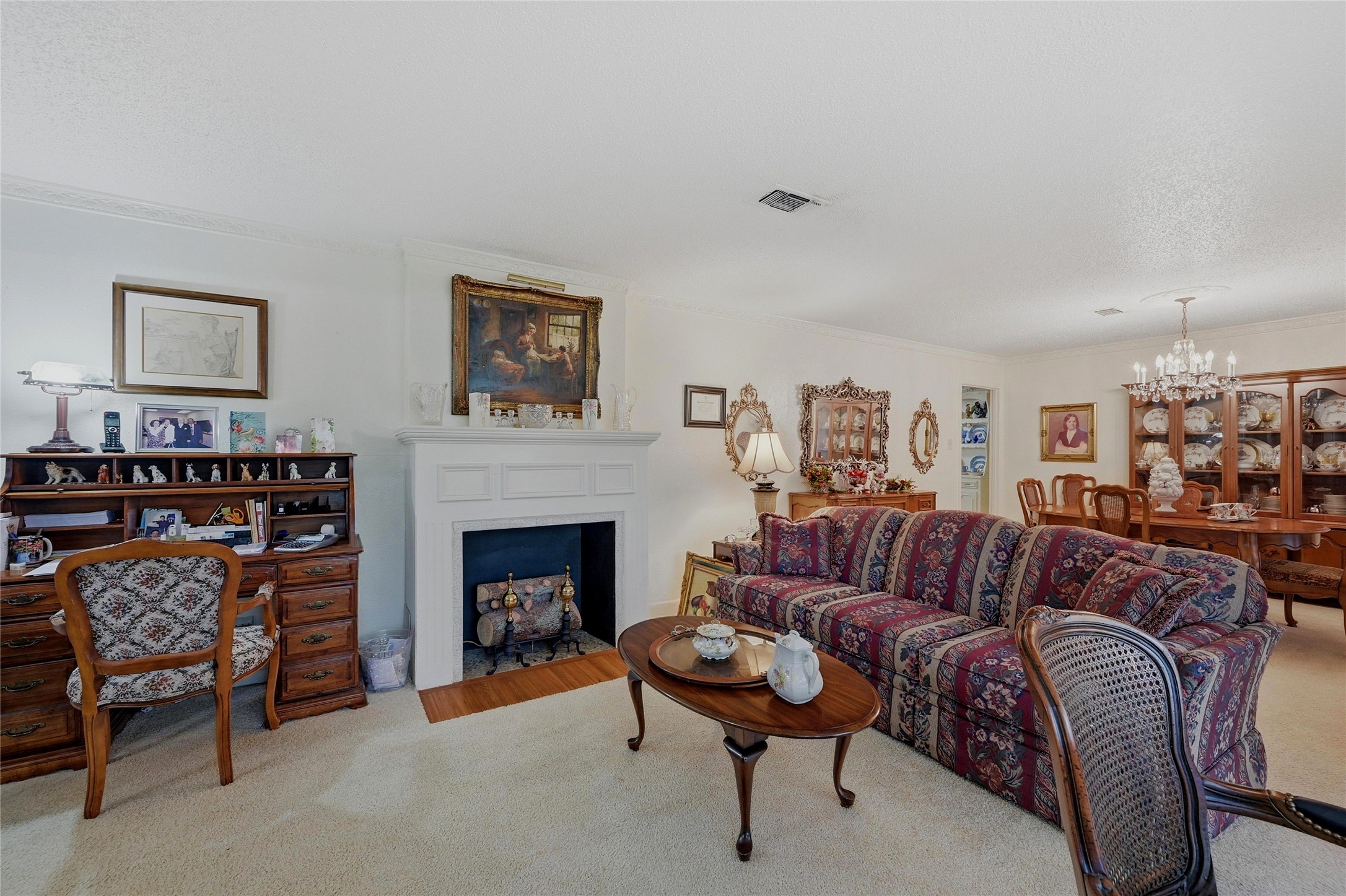 208 CEDAR Street