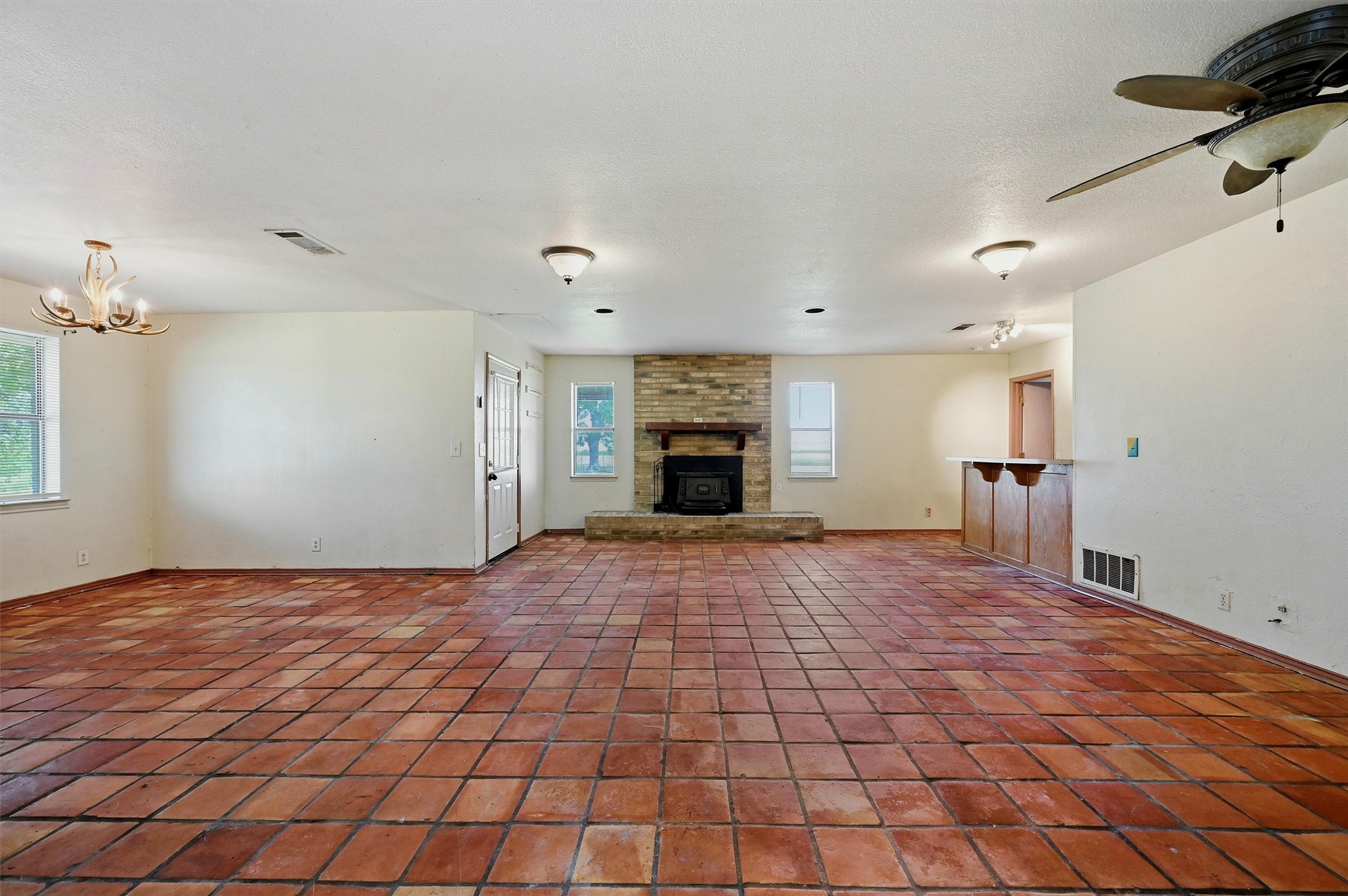 976 County Road 4070