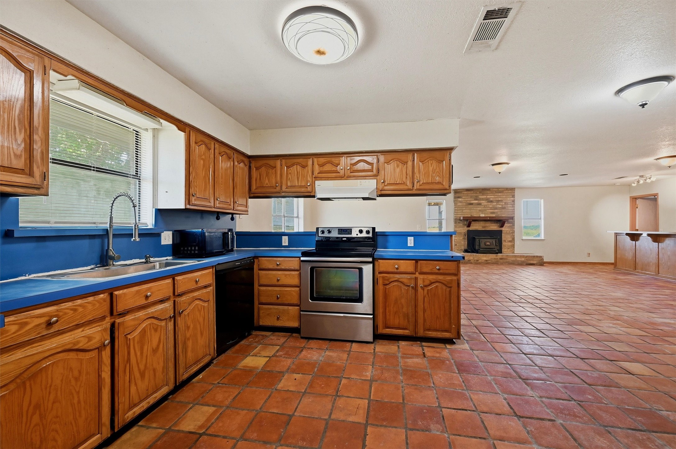 976 County Road 4070