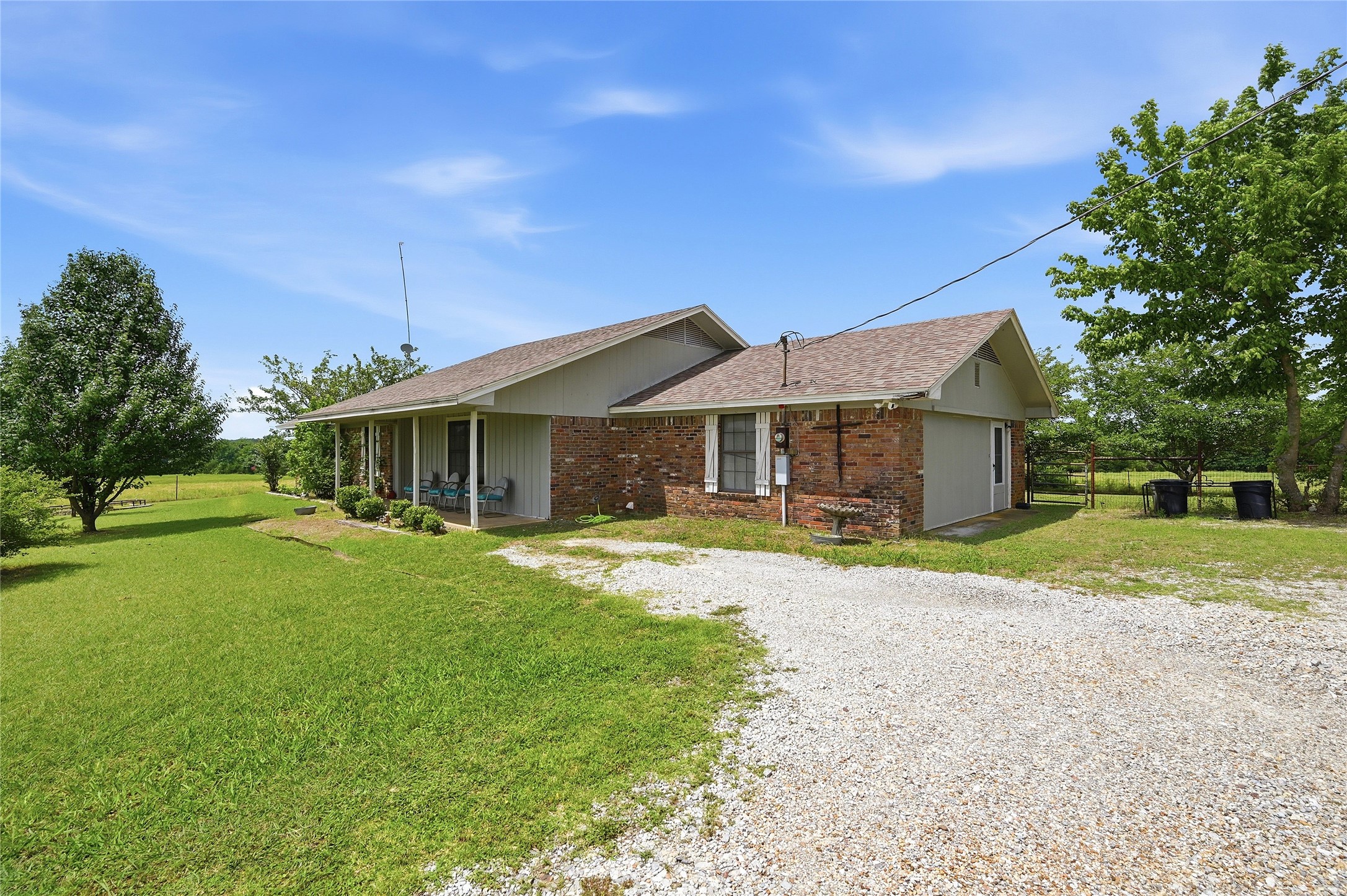 1108 S FM 2077