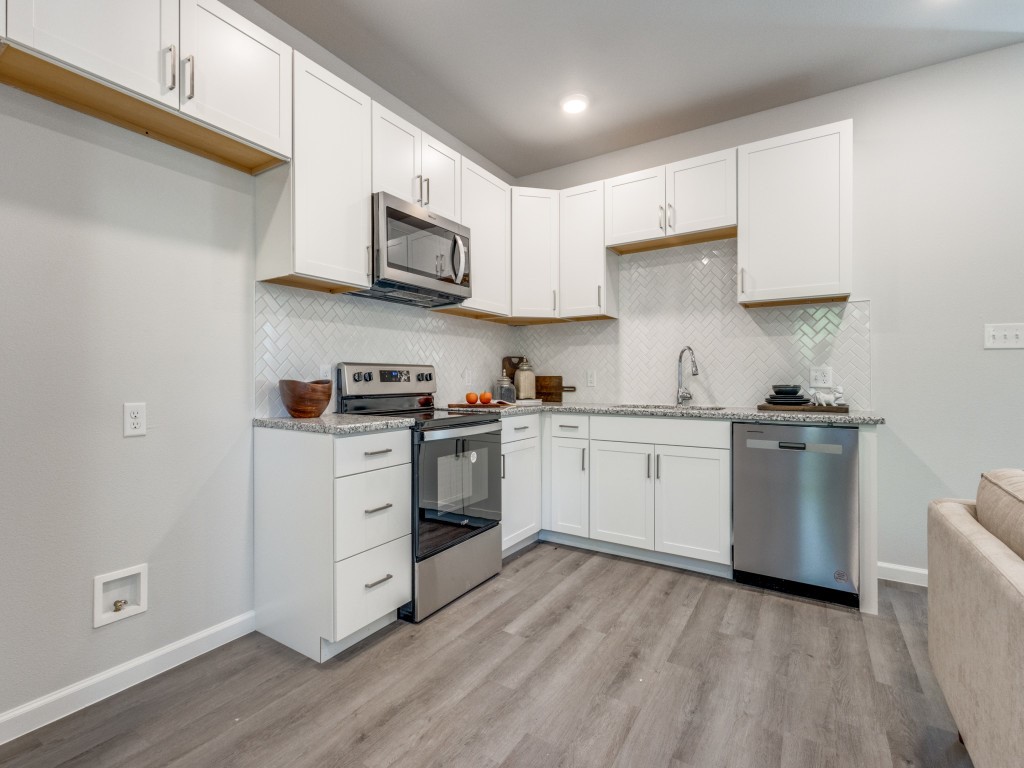 309-2 Braz Street