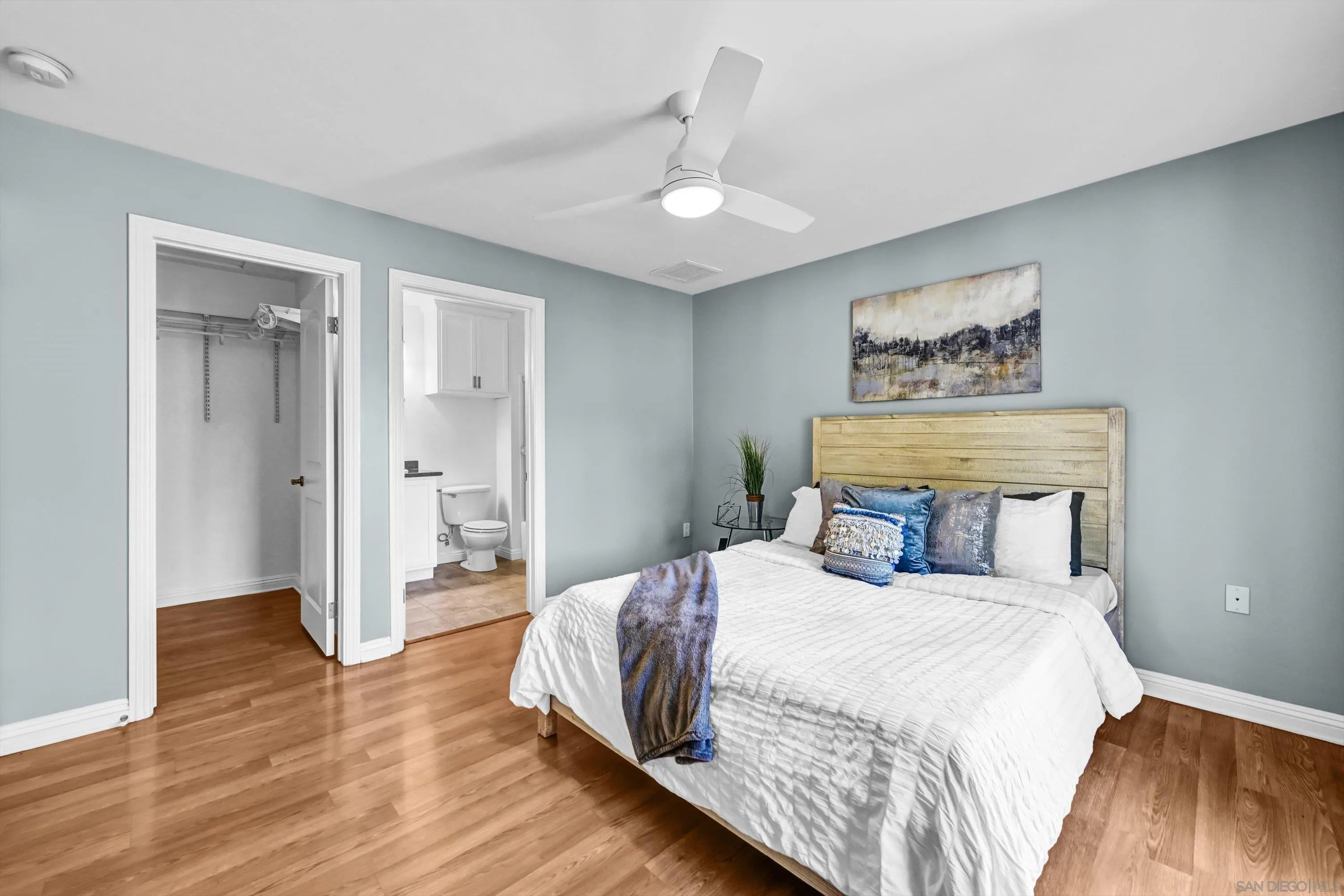 100 Sea Cliff Unit 106