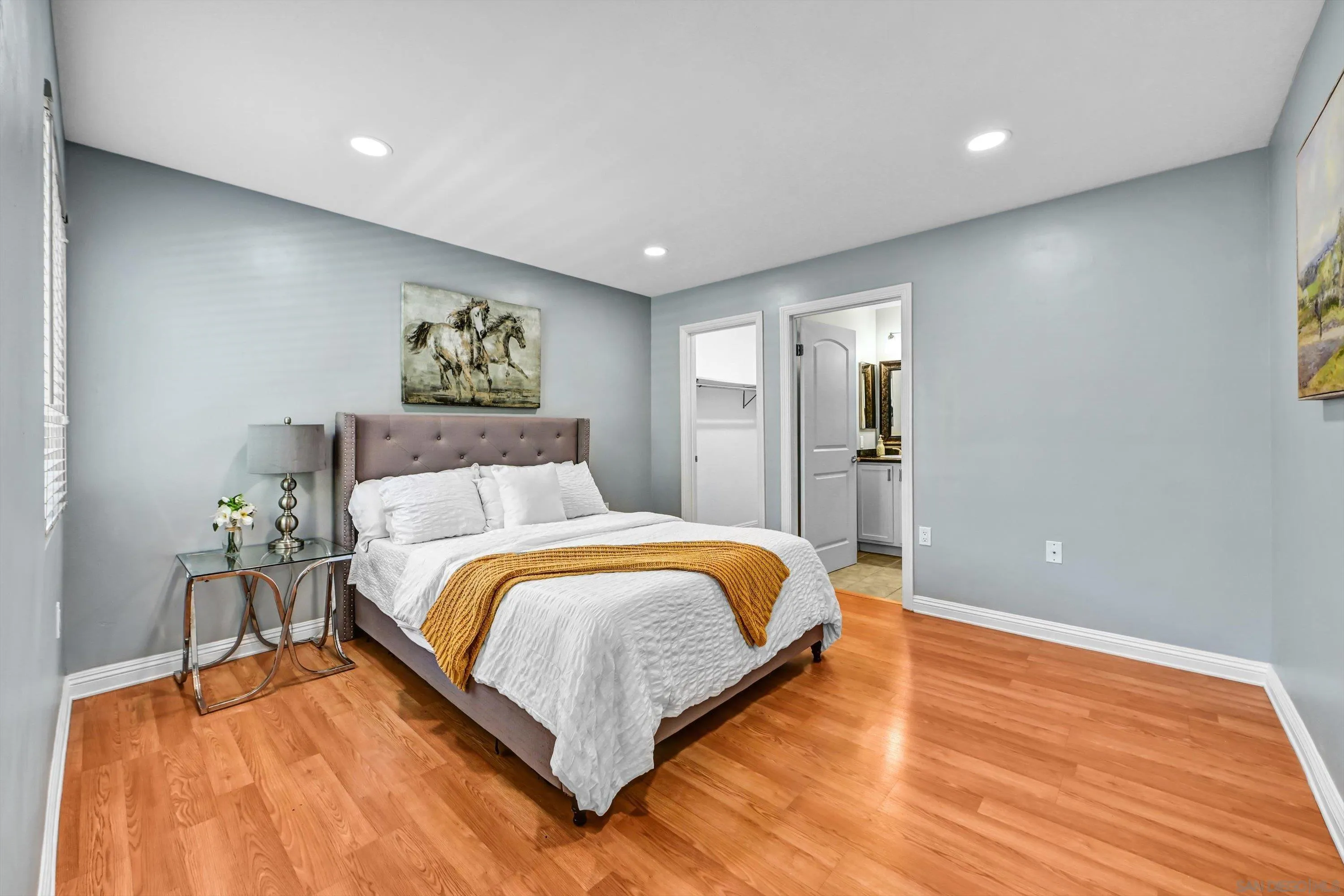 100 Sea Cliff Unit 106
