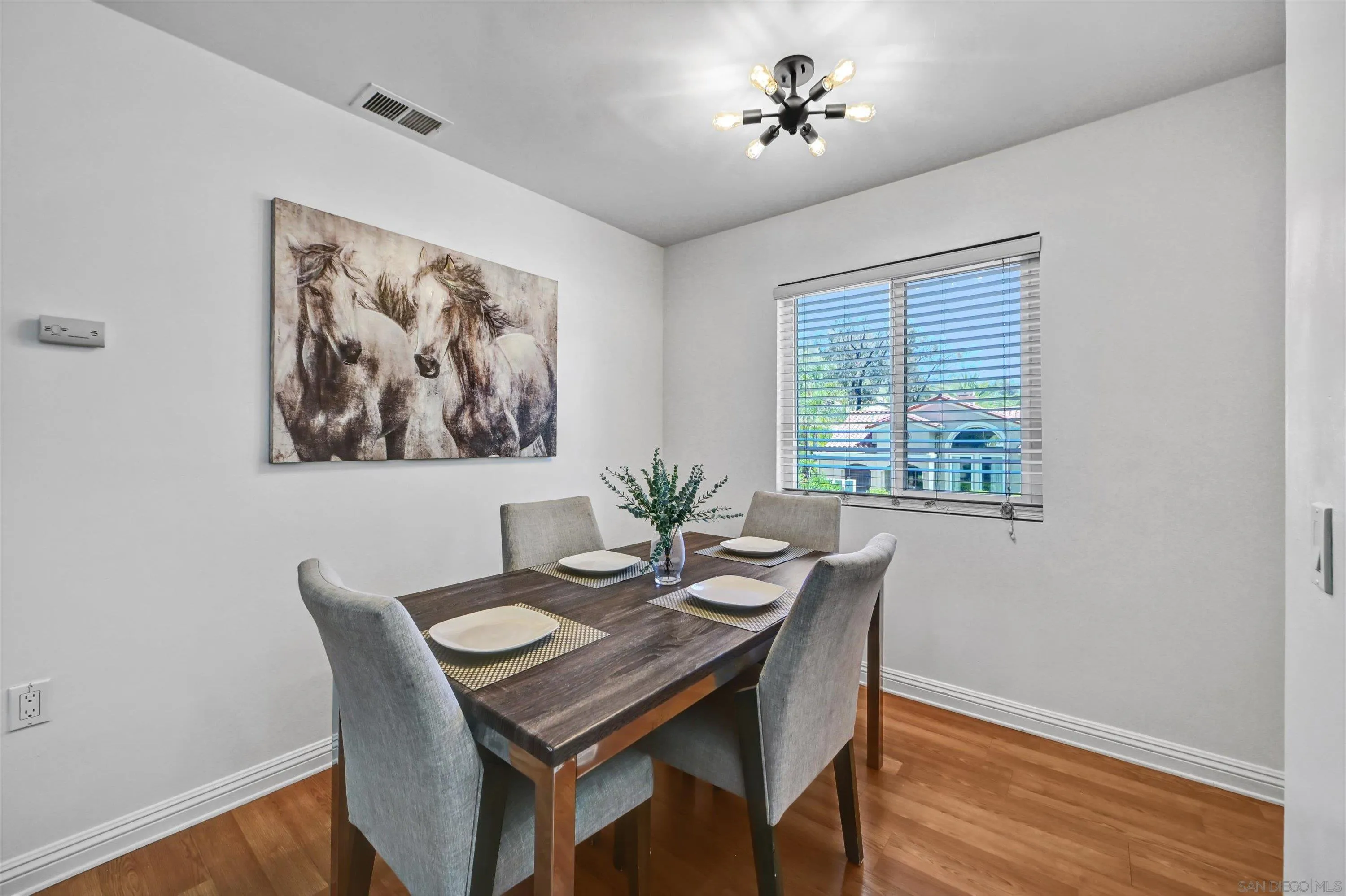 100 Sea Cliff Unit 106