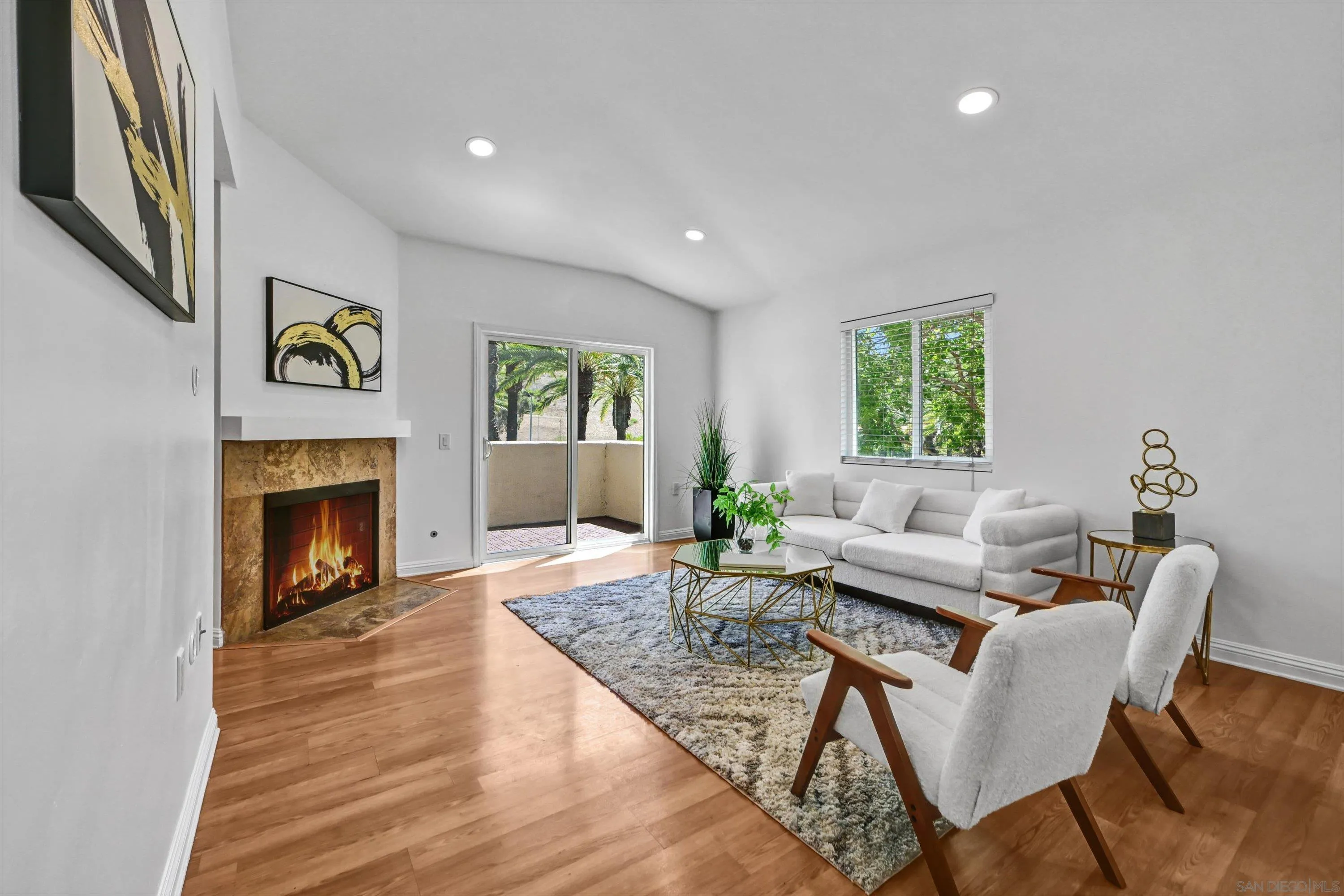 100 Sea Cliff Unit 106