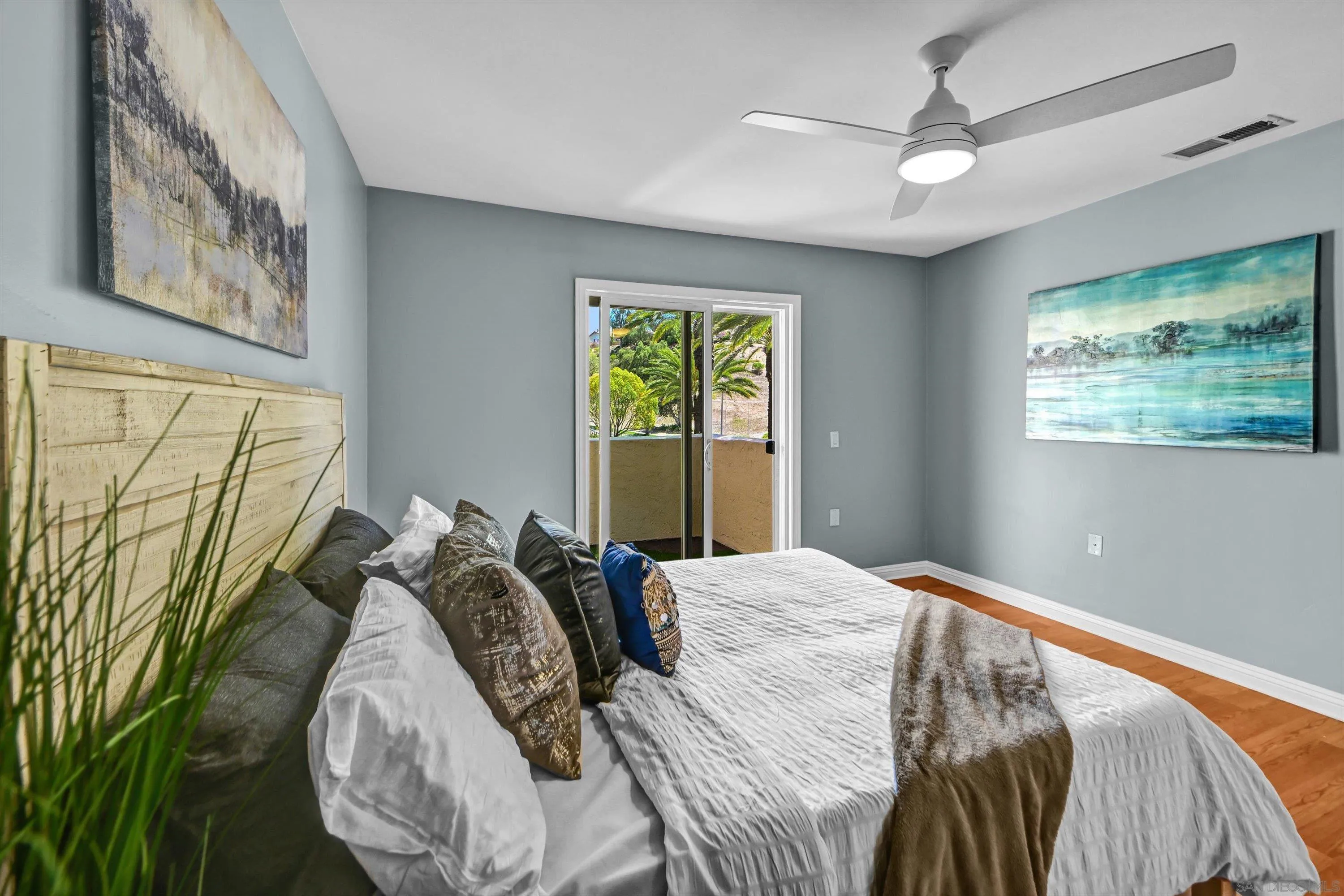 100 Sea Cliff Unit 106