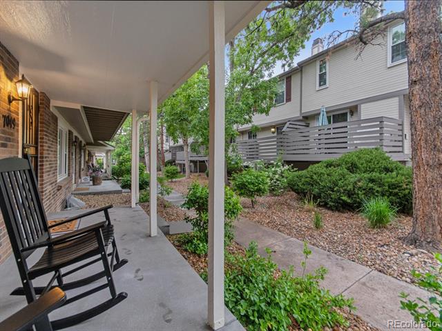 7049 E Briarwood Circle