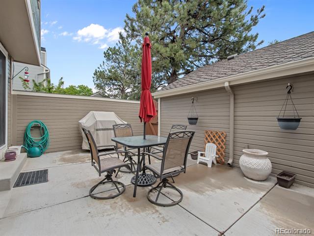 7049 E Briarwood Circle