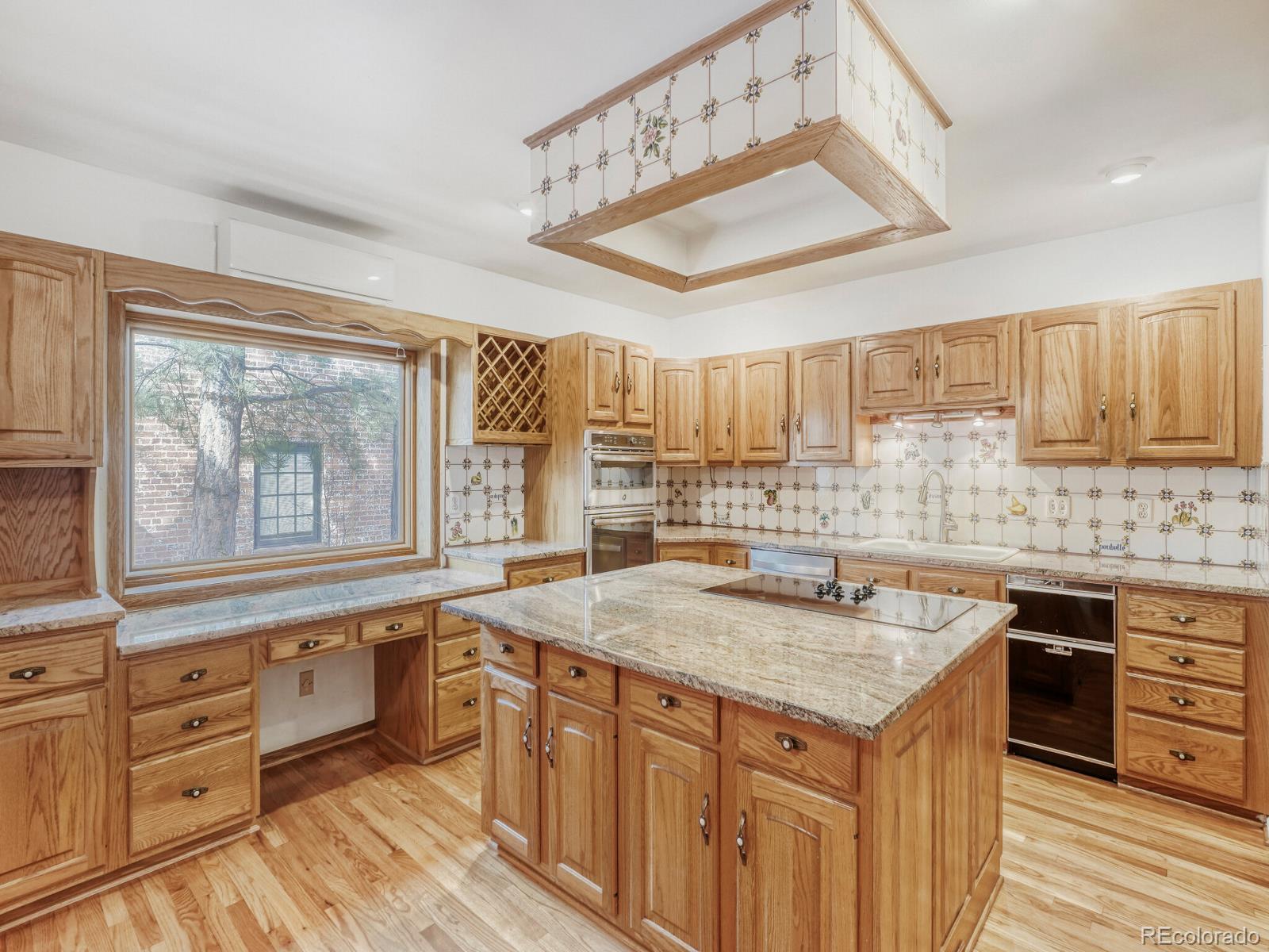 840 Bonnie Brae Boulevard