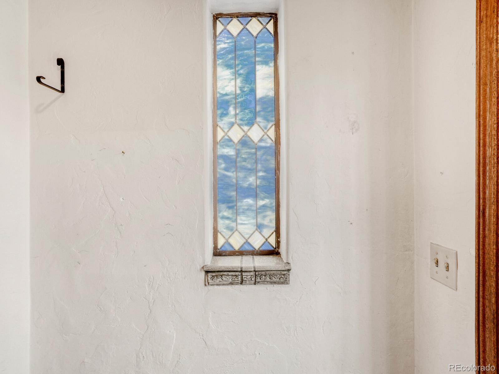 840 Bonnie Brae Boulevard