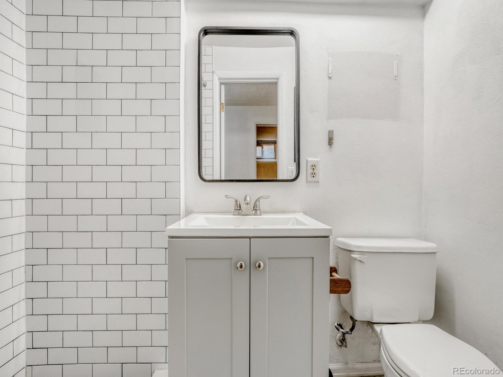 840 Bonnie Brae Boulevard