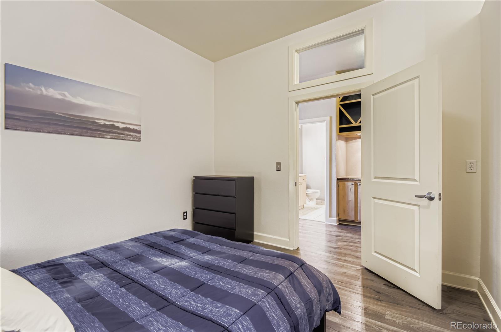 5677 S Park Place Unit: C202