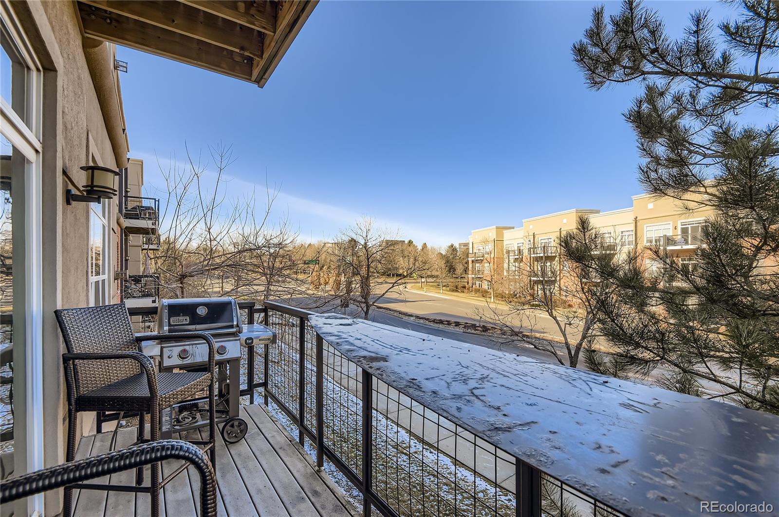 5677 S Park Place Unit: C202