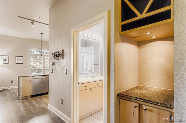 5677 S Park Place Unit: C202