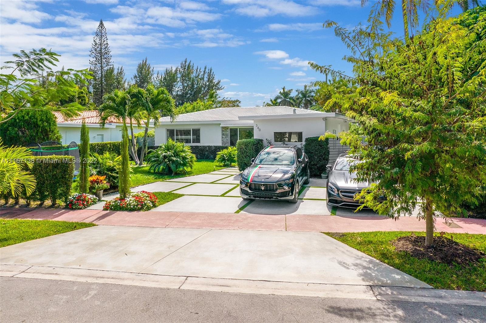 340 N Shore Dr
