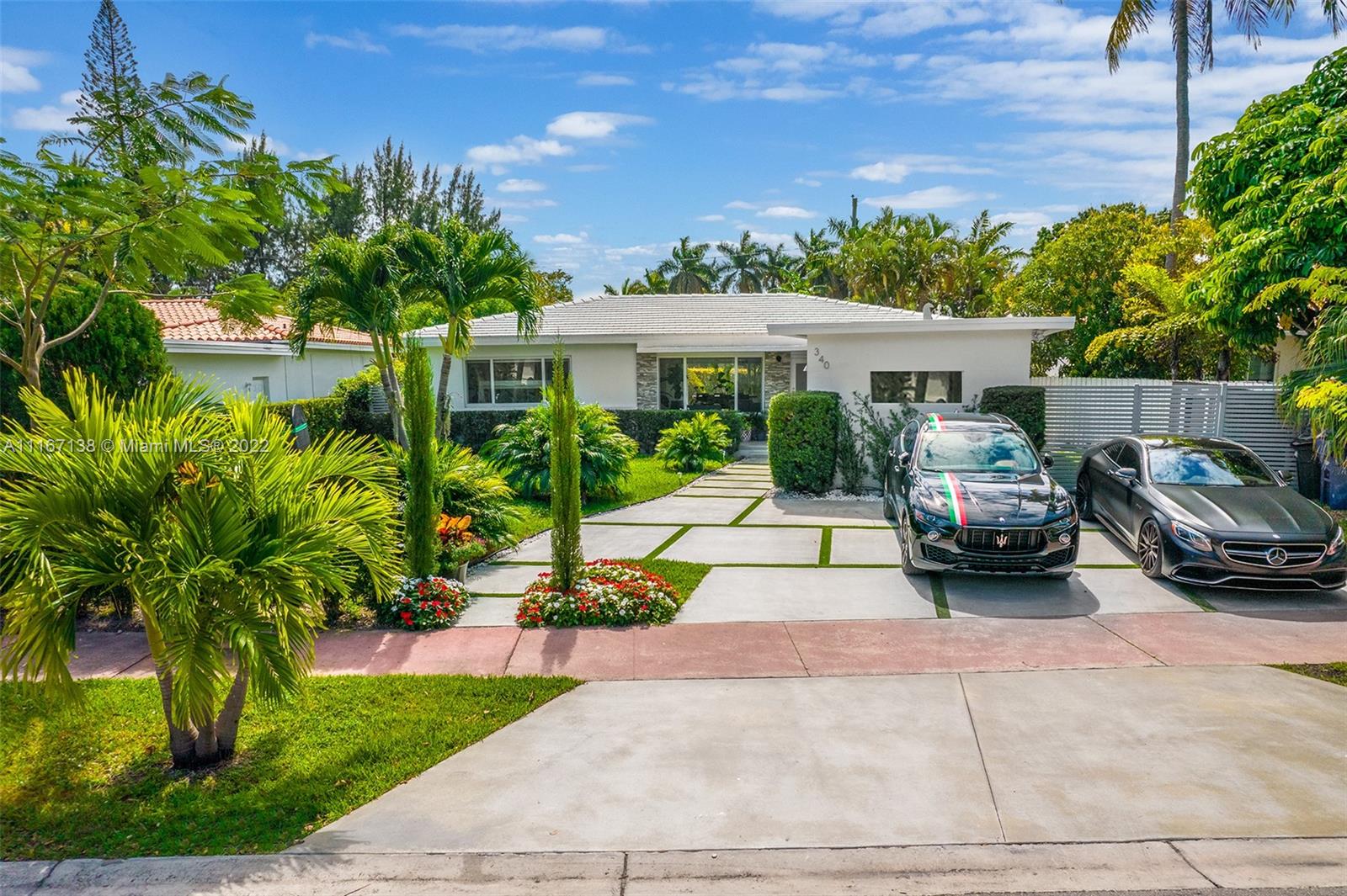 340 N Shore Dr