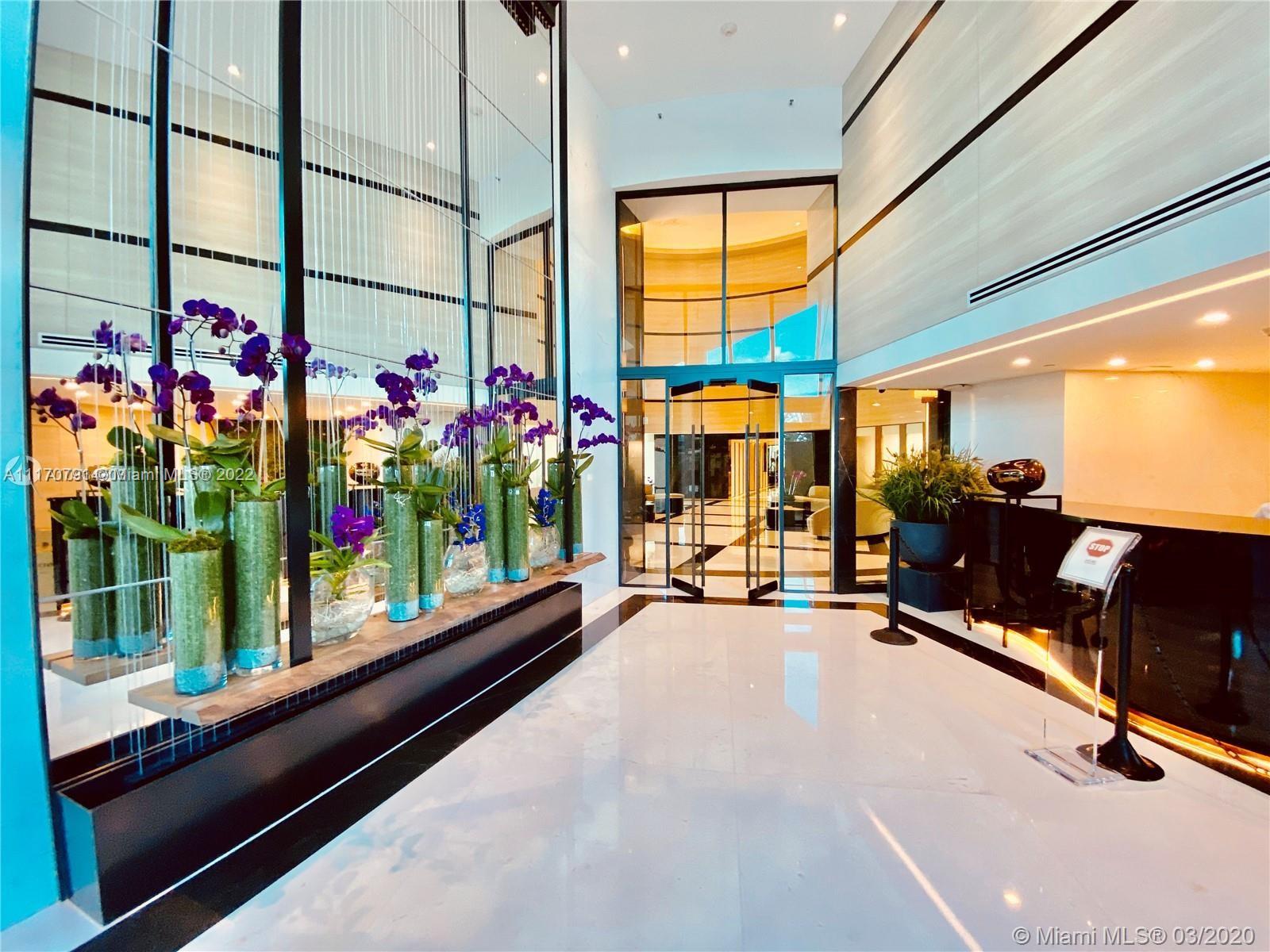 300 S Pointe Dr Unit: 403