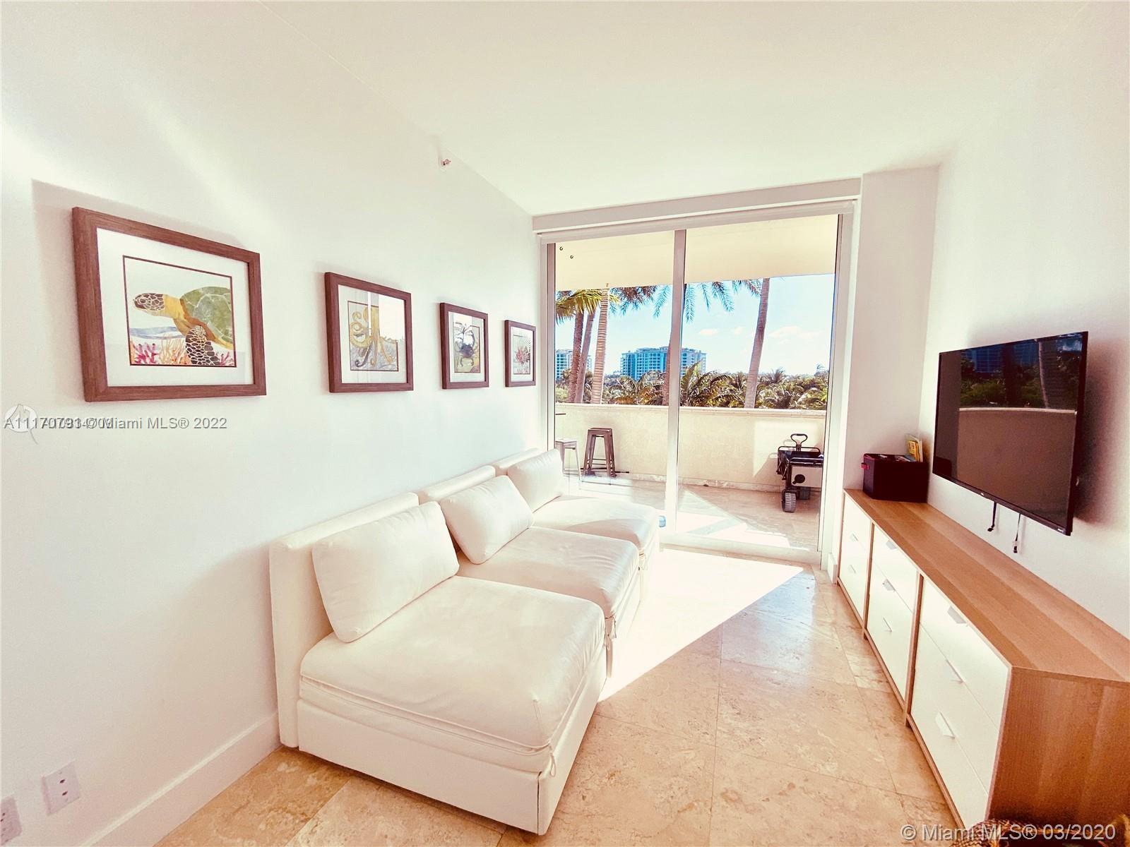 300 S Pointe Dr Unit: 403