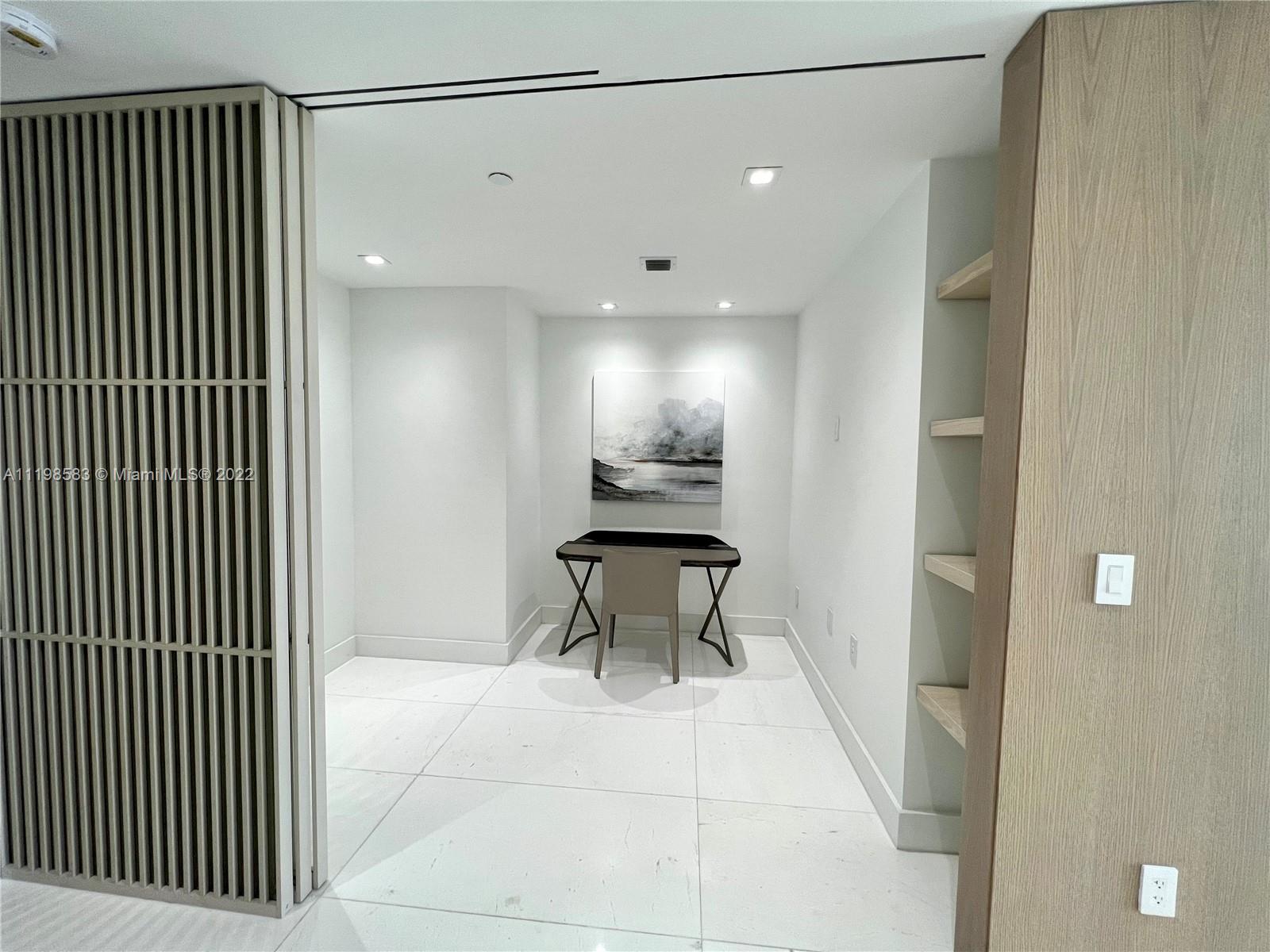 10201 Collins Ave Unit: 1004