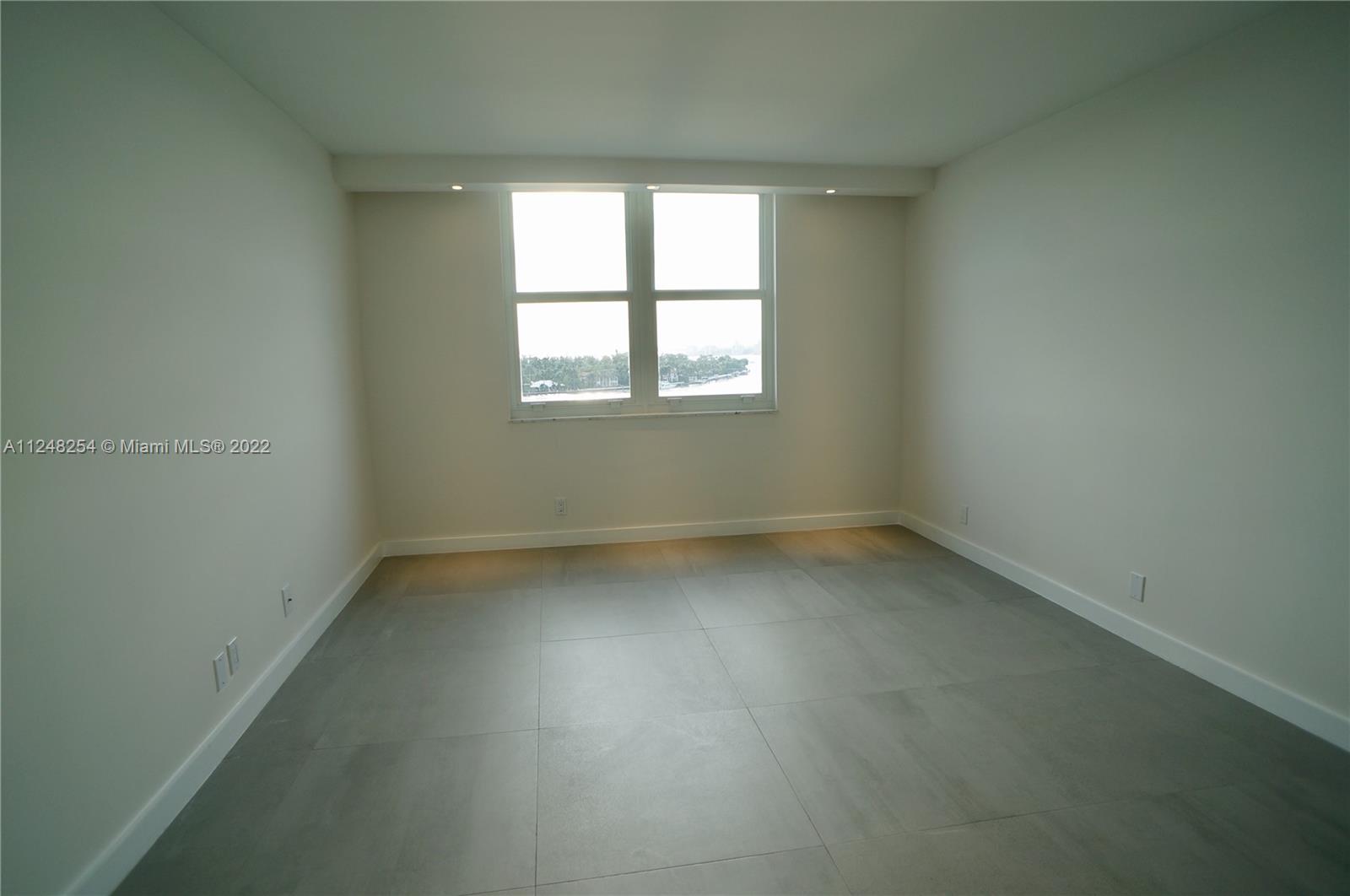 6770 Indian Creek Dr Unit: 10M