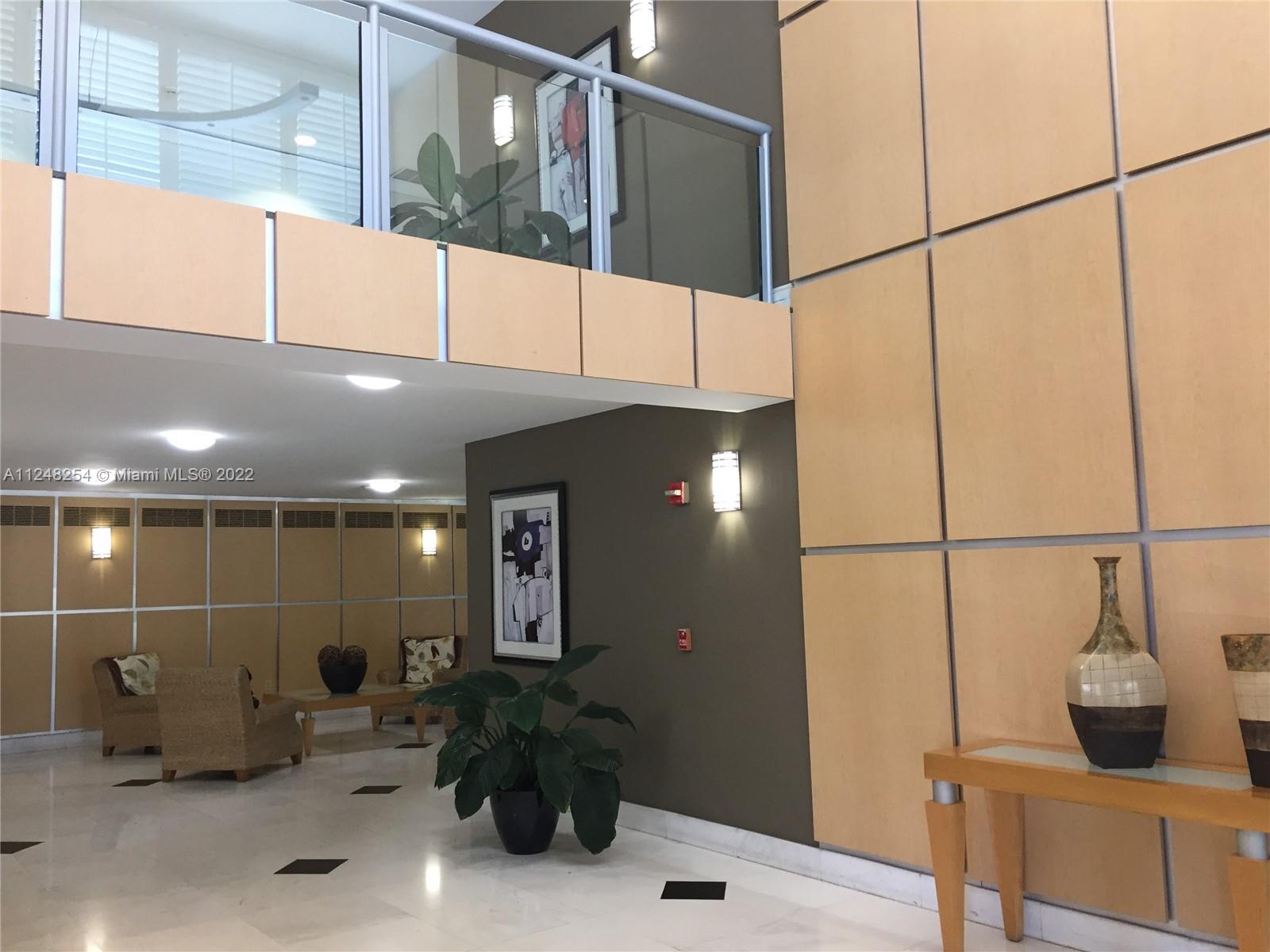 6770 Indian Creek Dr Unit: 10M
