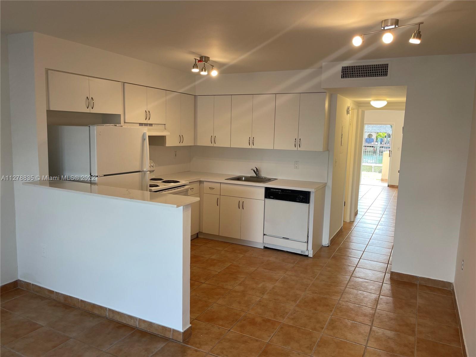 4011 N Meridian Ave Unit: 17
