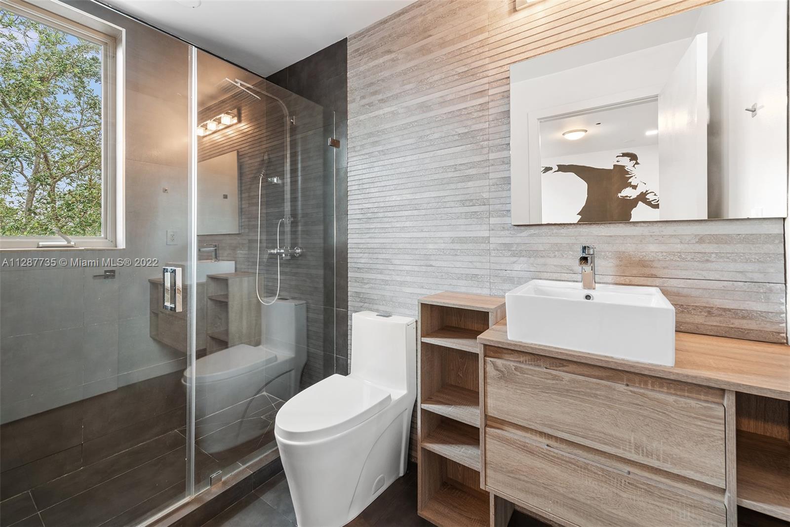 193 N Shore Dr Unit: 193-1