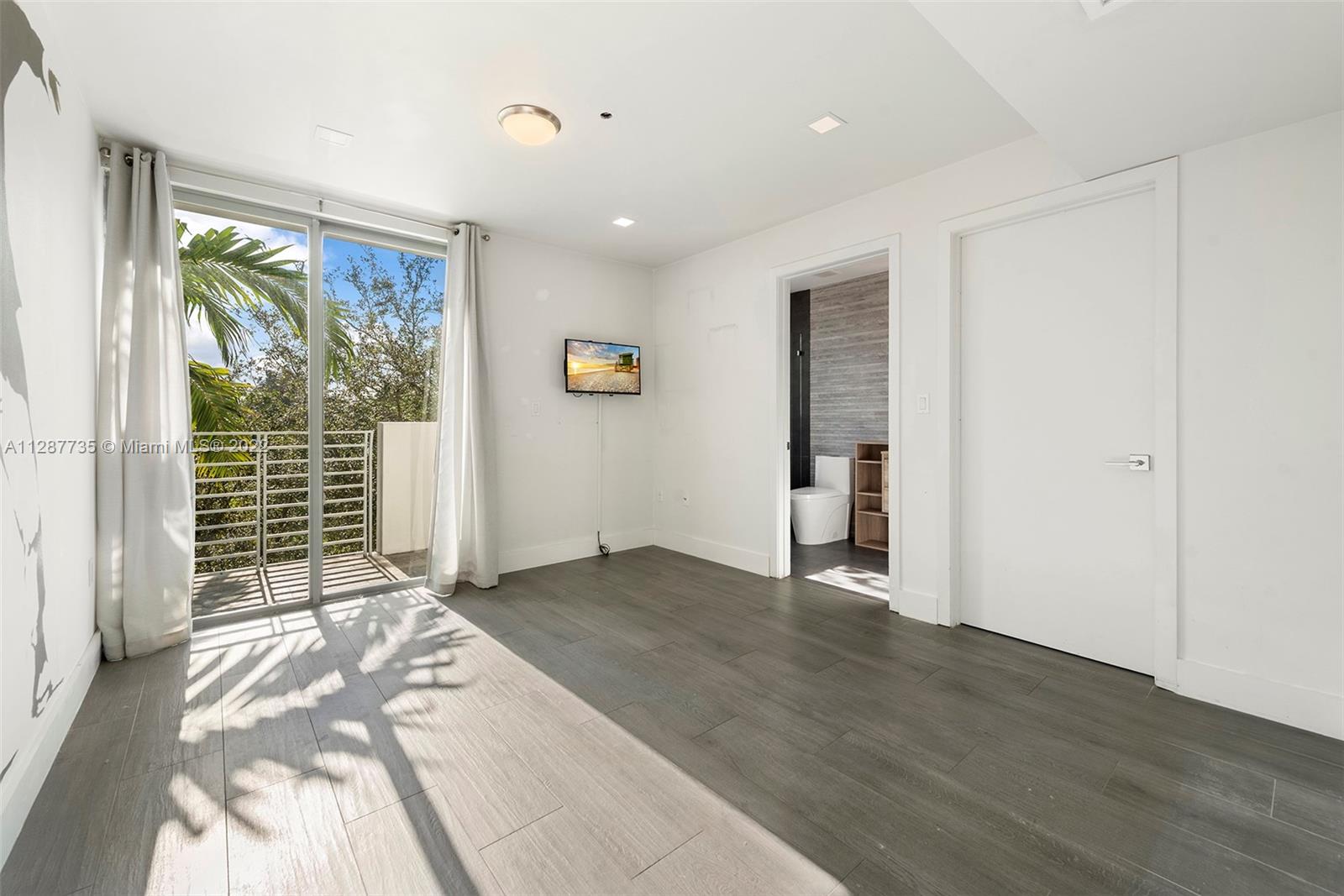 193 N Shore Dr Unit: 193-1