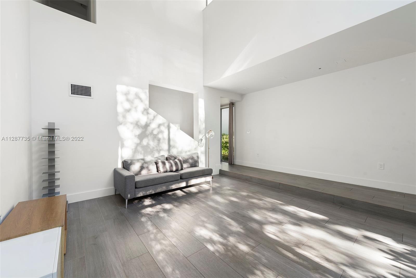 193 N Shore Dr Unit: 193-1