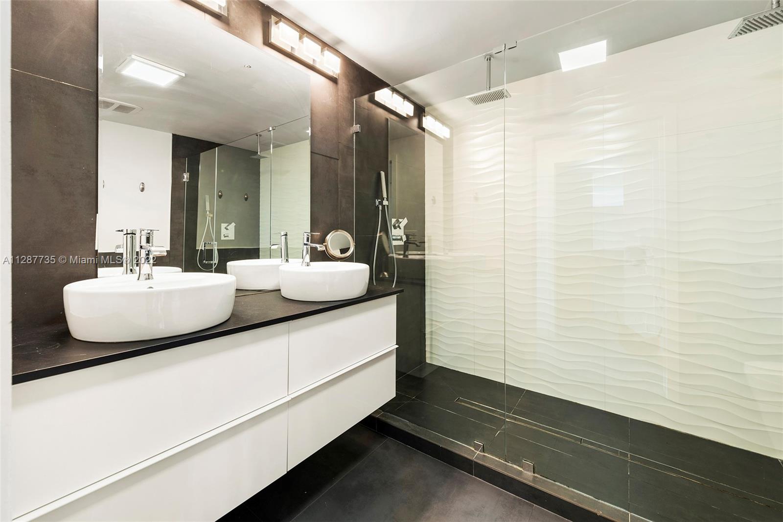 193 N Shore Dr Unit: 193-1