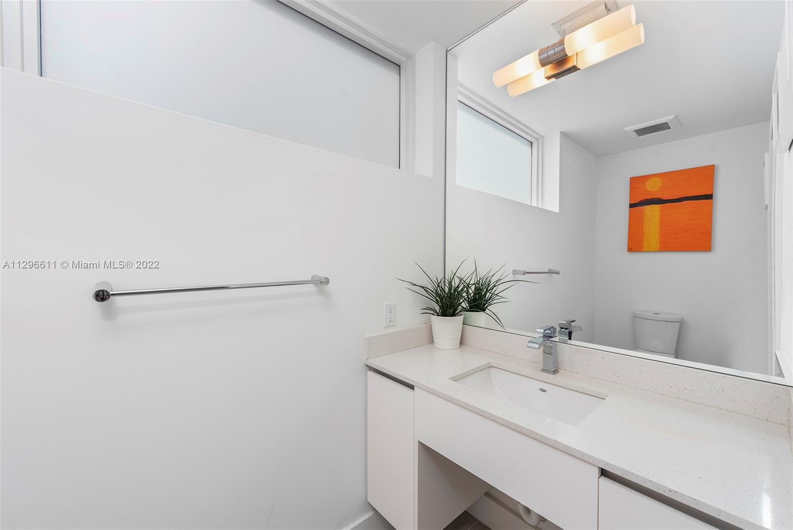 41 N Shore Dr Unit: .
