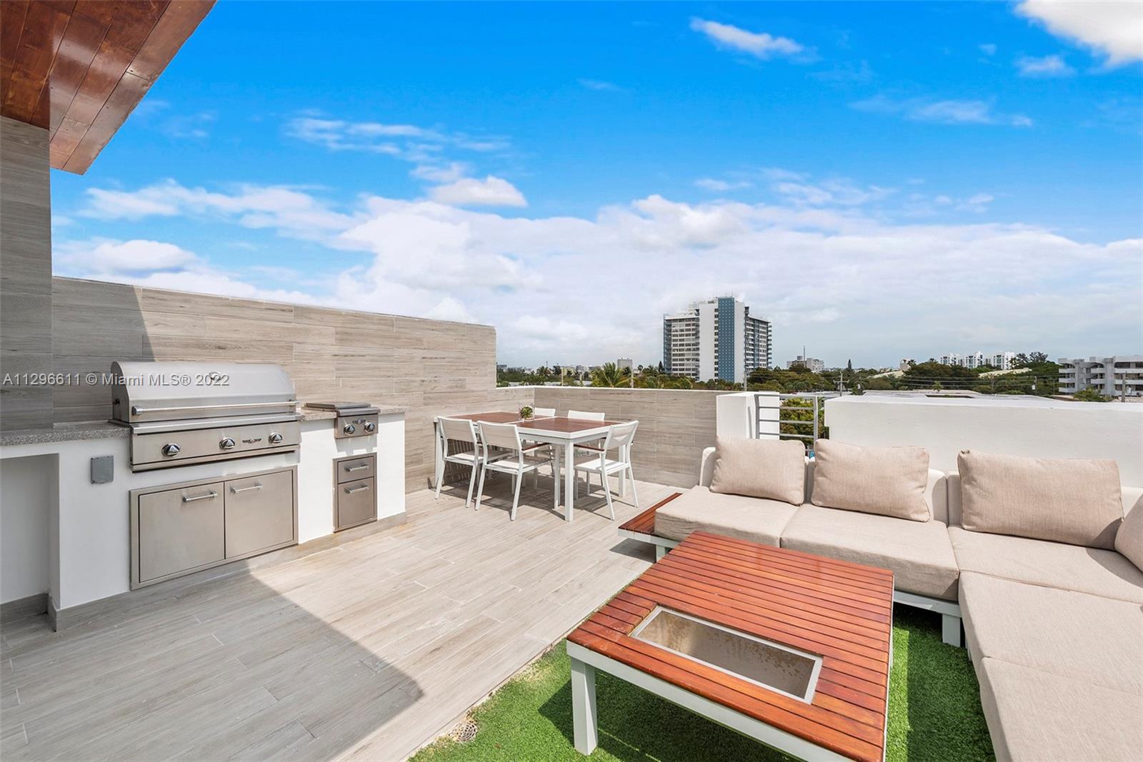 41 N Shore Dr Unit: .