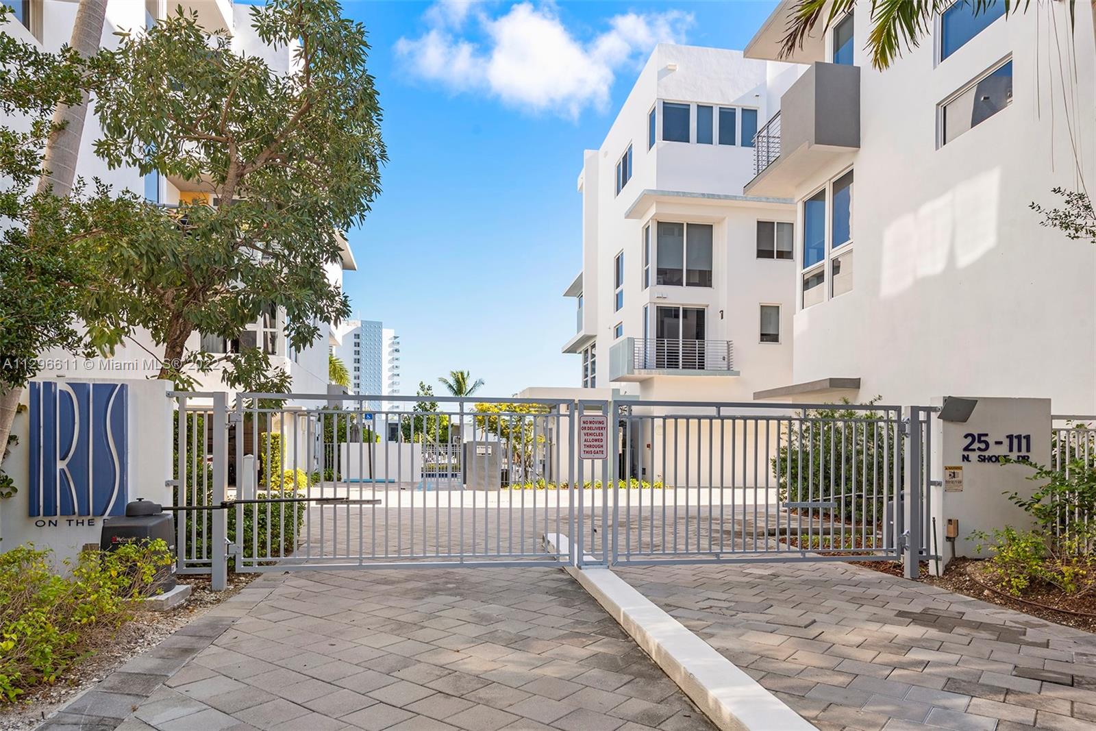 41 N Shore Dr Unit: .