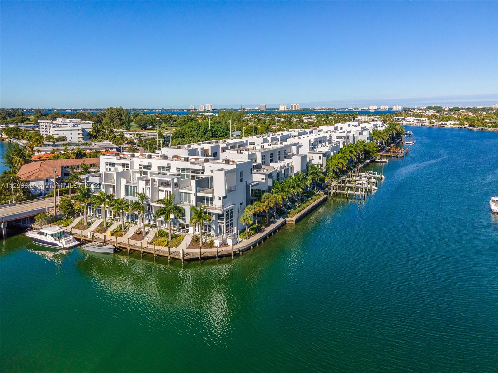 41 N Shore Dr Unit: .